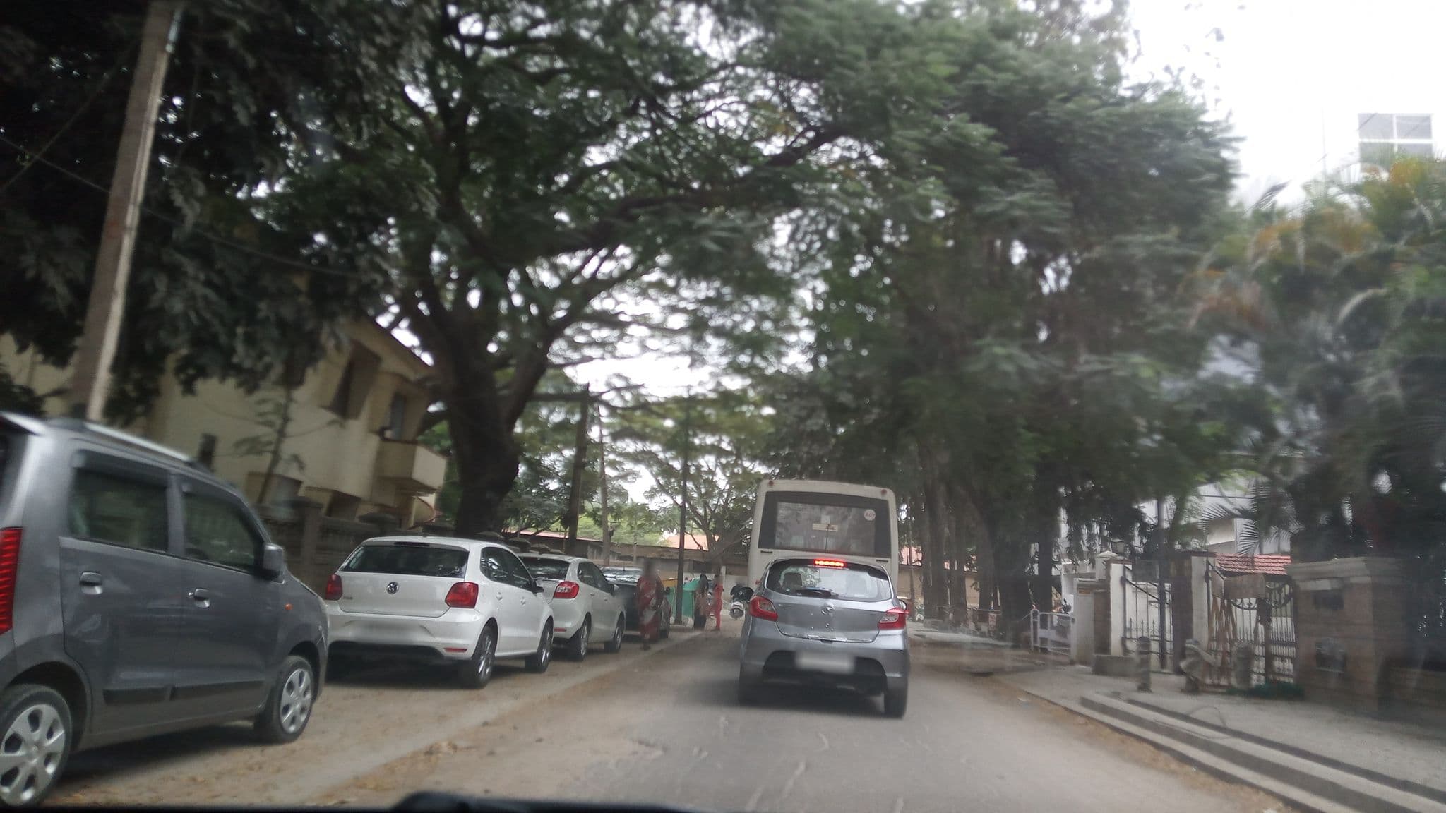 Street view near The Chancery Hotel Bangalore, Bengaluru — © pradeepbv (CC BY-SA · Mapillary)