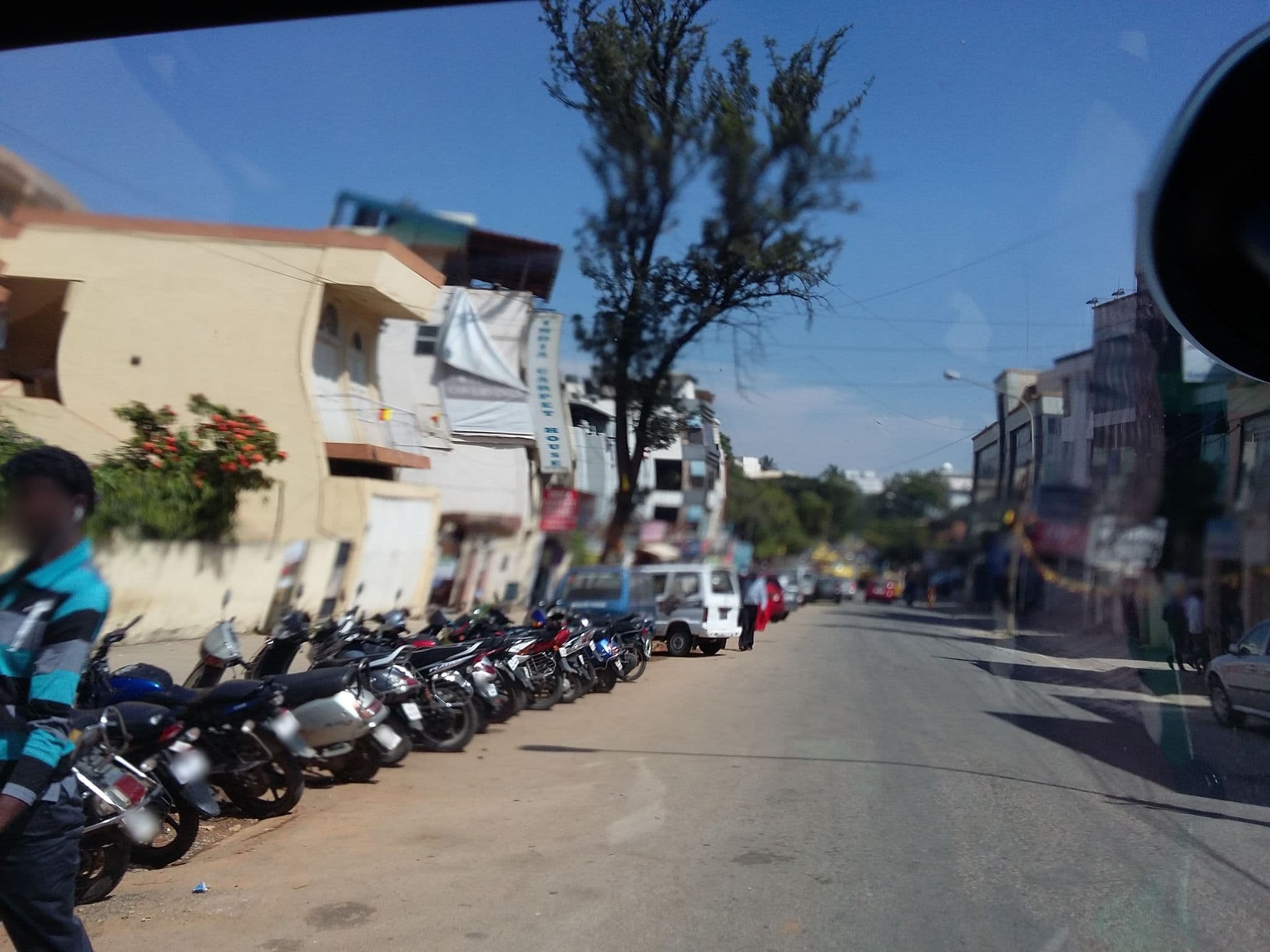 Street view near Taura Comfort Service Apartment, Bengaluru — © ericg (CC BY-SA · Mapillary)