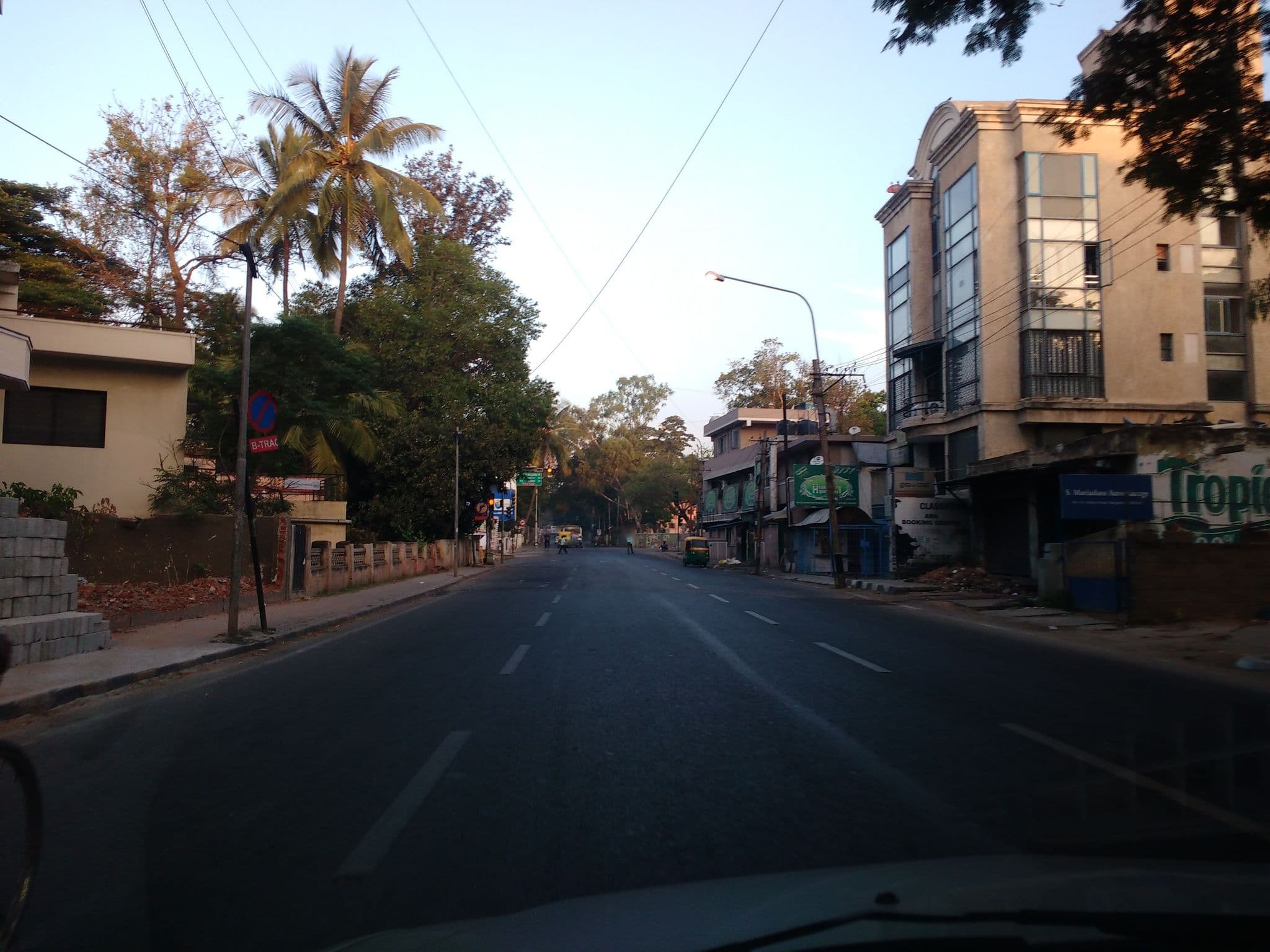 Street view near Bruton Astor Executive Suites, Bengaluru — © srividya (CC BY-SA · Mapillary)