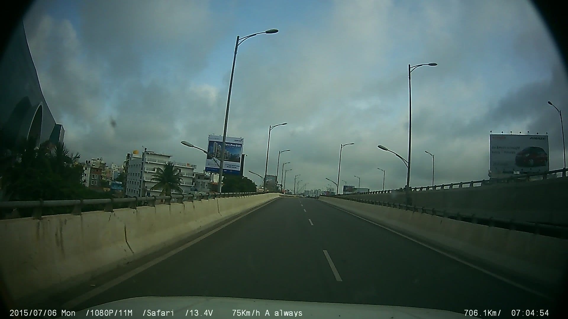 Street view near Hotel The Lark, koppana Agrahara — © johnichan (CC BY-SA · Mapillary)