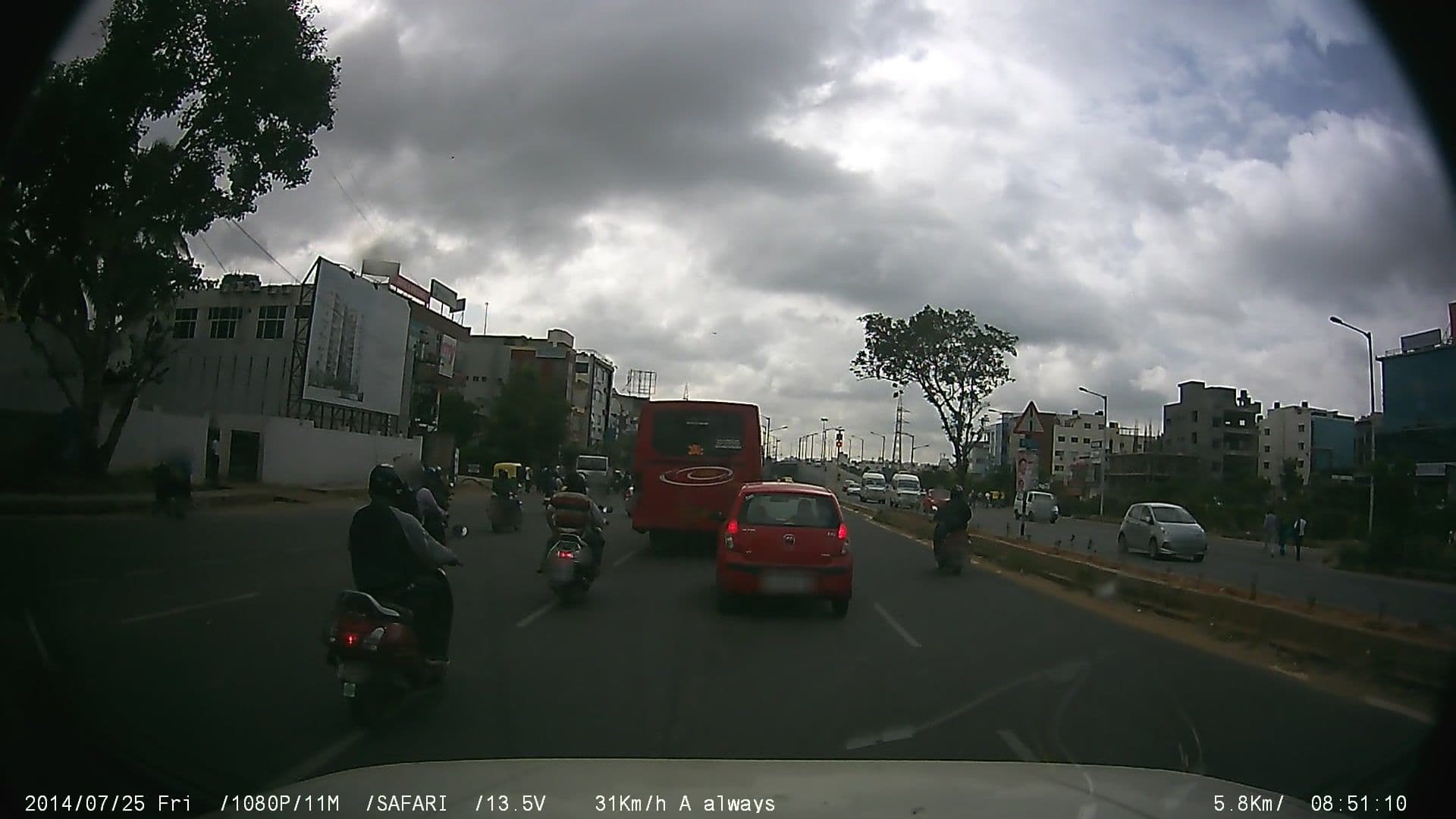 Street view near Sasya Homes, Electronic City Phase I — © johnichan (CC BY-SA · Mapillary)