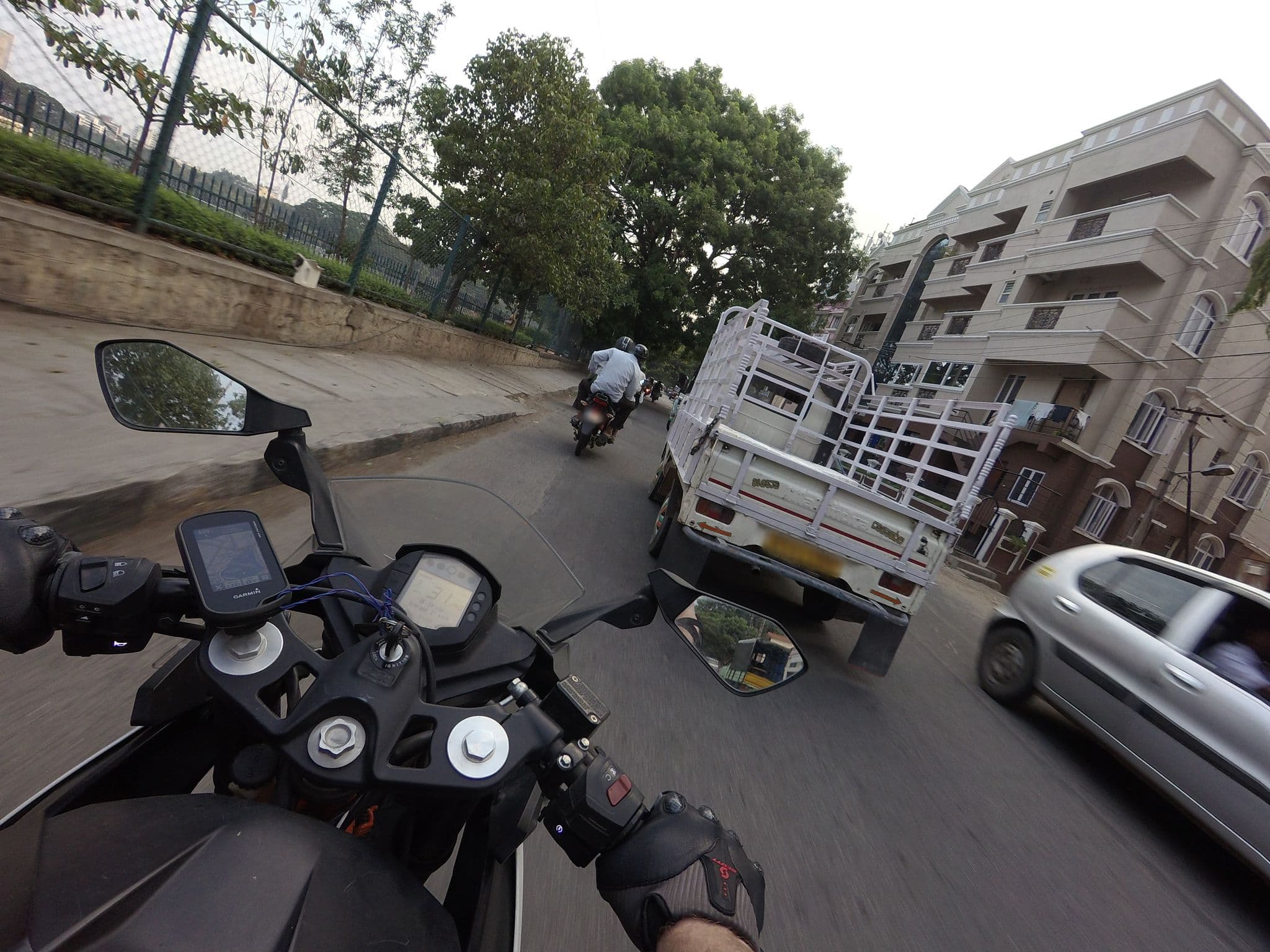 Street view near Lake Habitat Serviced Apartments, Bengaluru — © richlv (CC BY-SA · Mapillary)