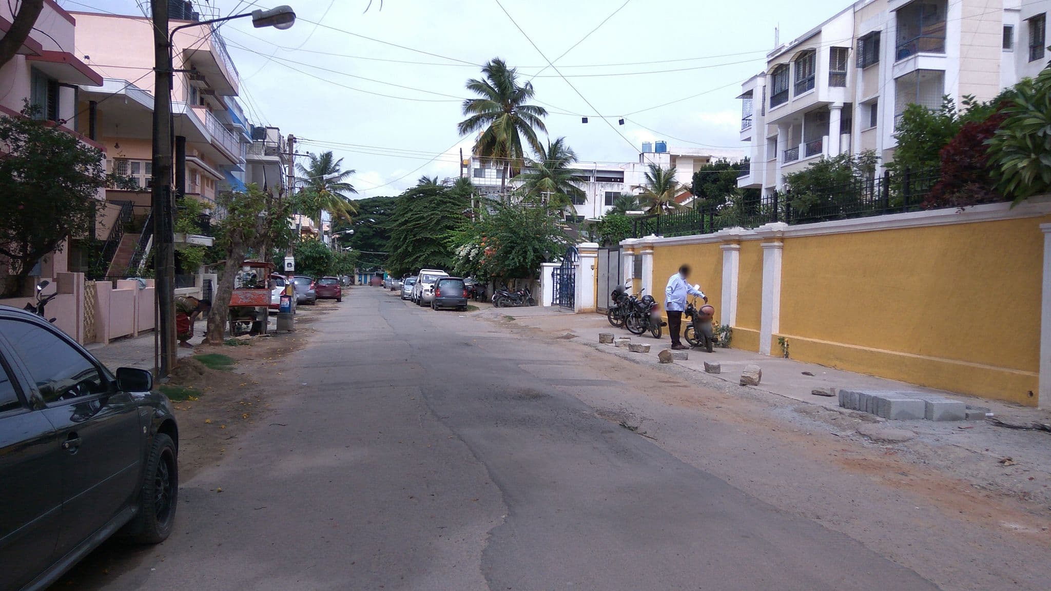 Street view near Compact Guest Houses, Bengaluru — © natarajakaveeti (CC BY-SA · Mapillary)