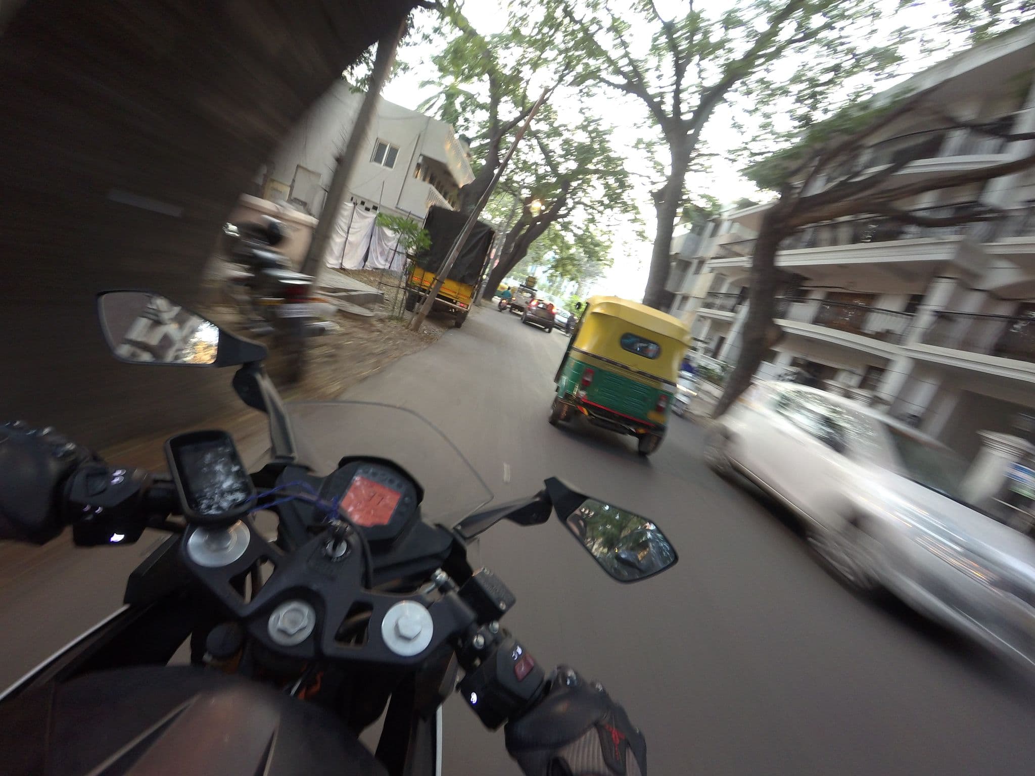 Street view near Tri, Koggala Lake, Bengaluru — © richlv (CC BY-SA · Mapillary)