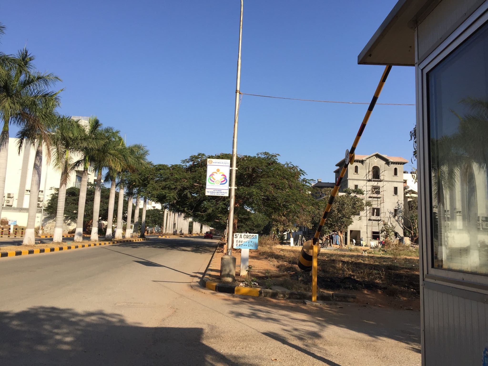 Street view near Ivory inn, Yelahanka — © richlv (CC BY-SA · Mapillary)