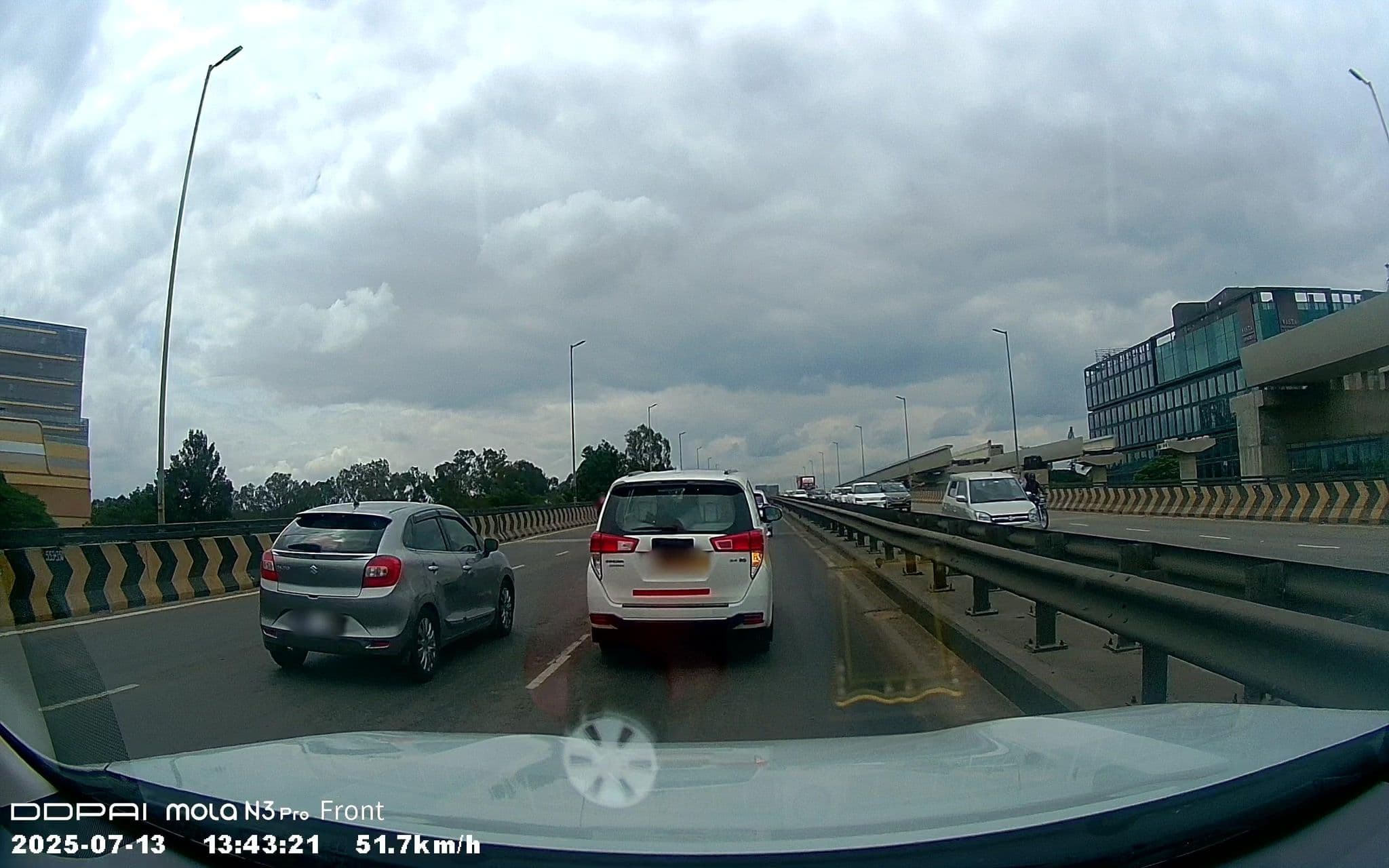 Street view near Le Méridien Bangalore, Yelahanka — © Ibigrp (CC BY-SA · Mapillary)