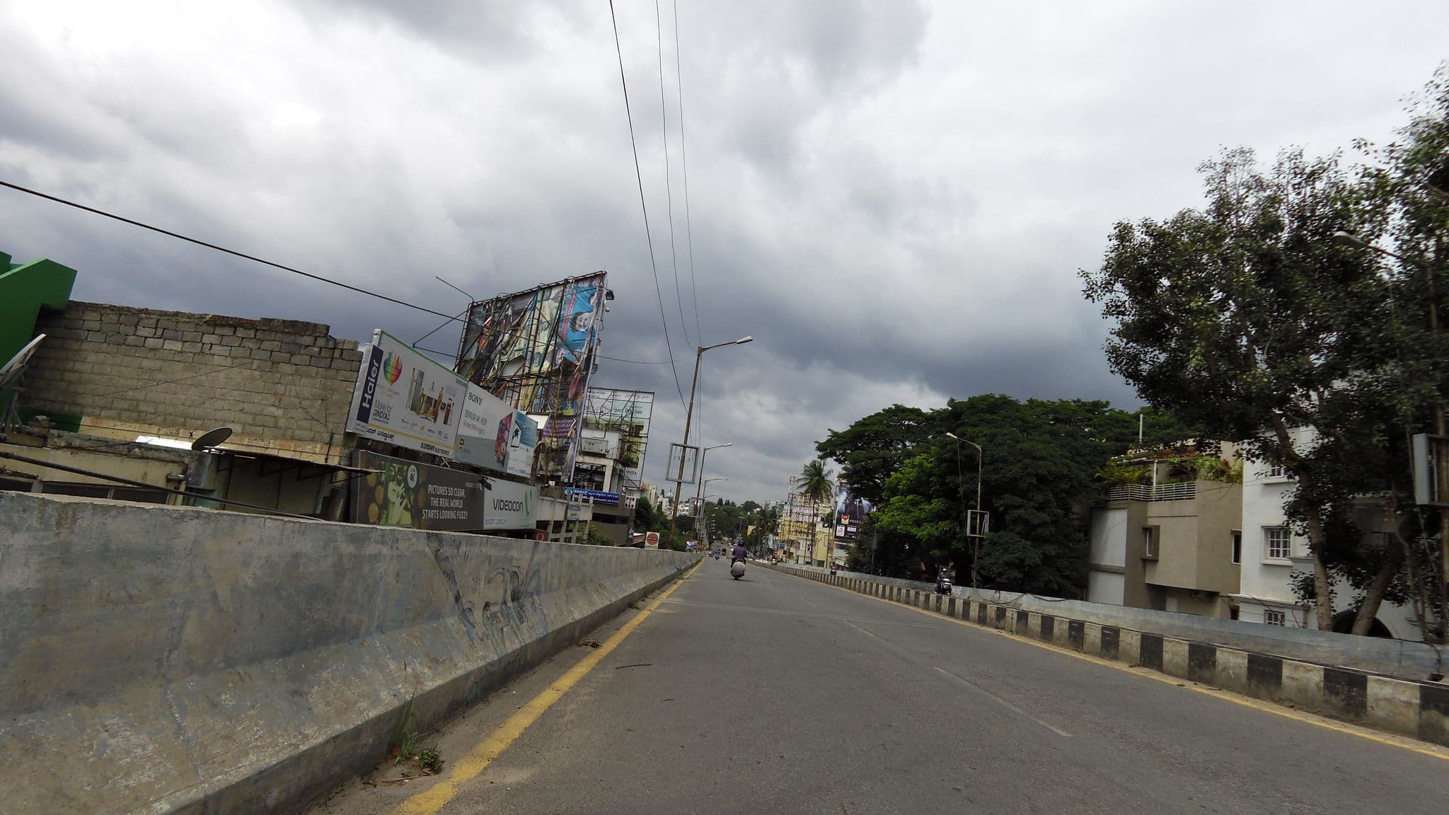 Street view near Hrinindia, Bengaluru — © maning (CC BY-SA · Mapillary)