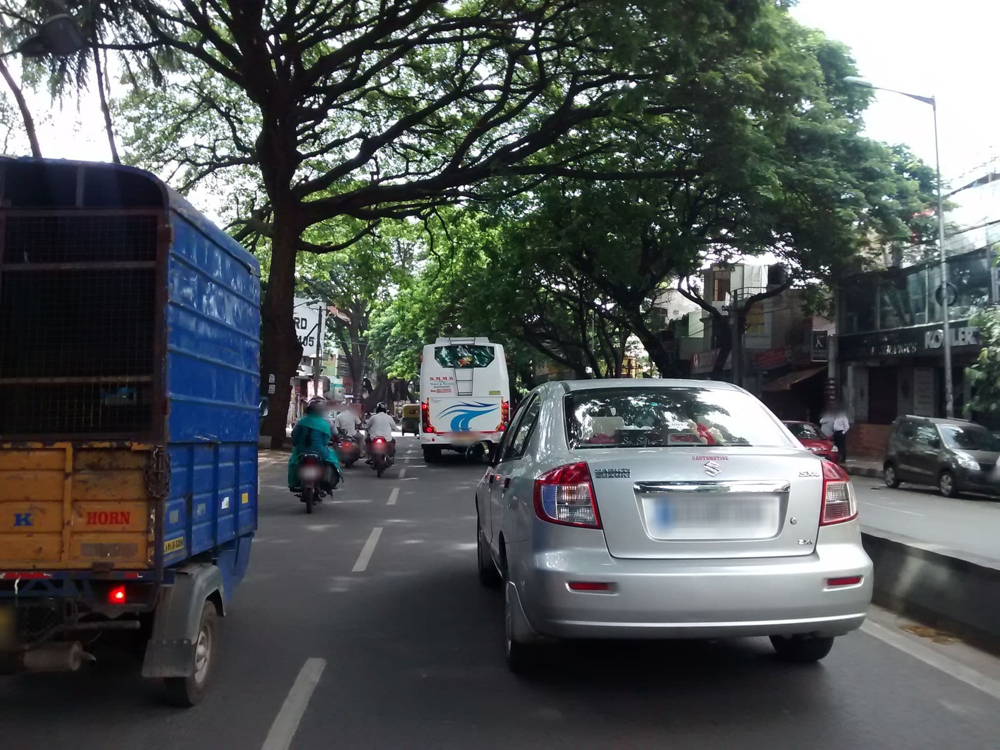 Street view near Aura Inn, Bengaluru — © chethan (CC BY-SA · Mapillary)