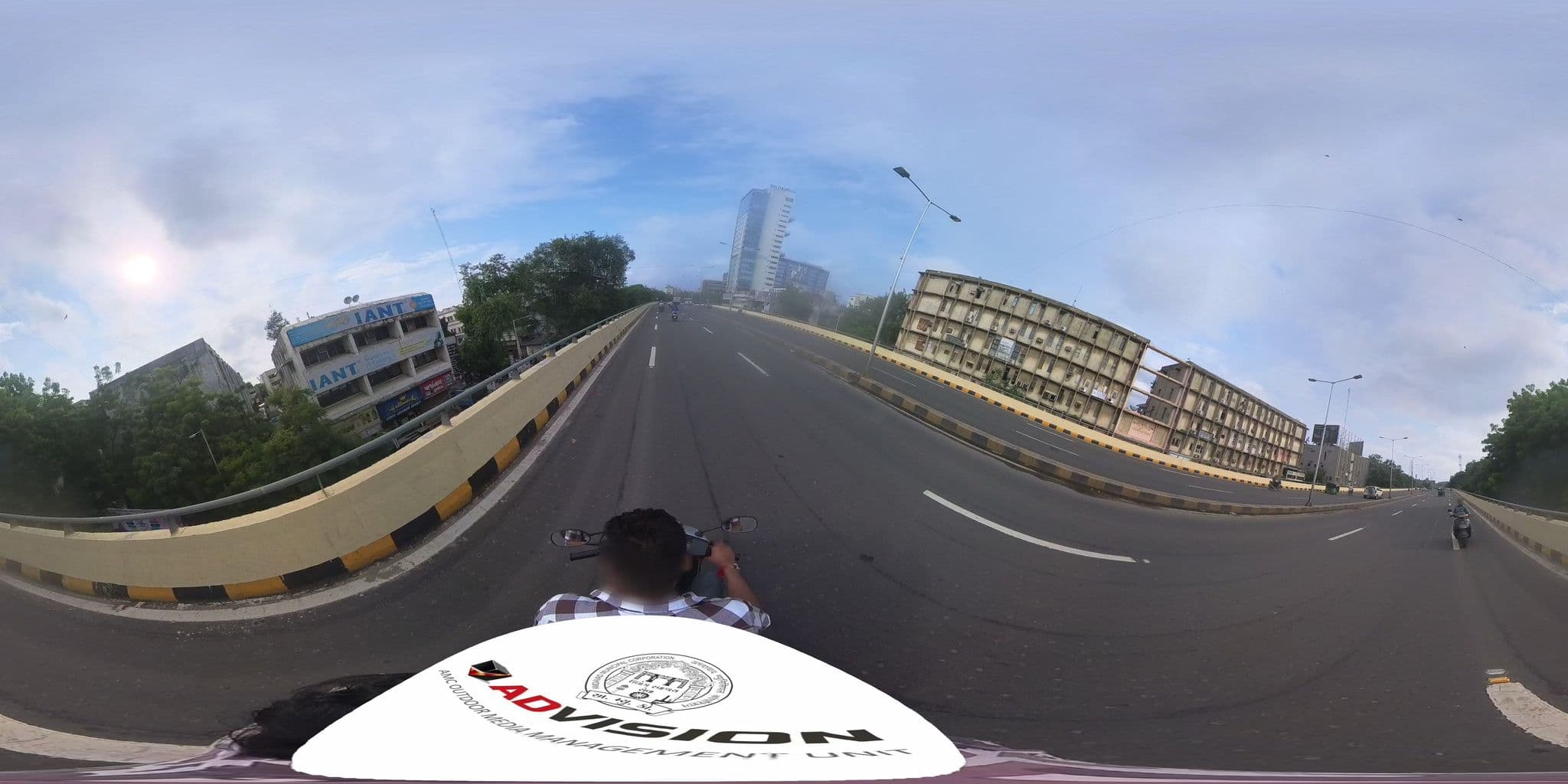 Street view near The Silver Oak Country Clubs and Resorts Ltd., Ahmedabad — © skysign (CC BY-SA · Mapillary)