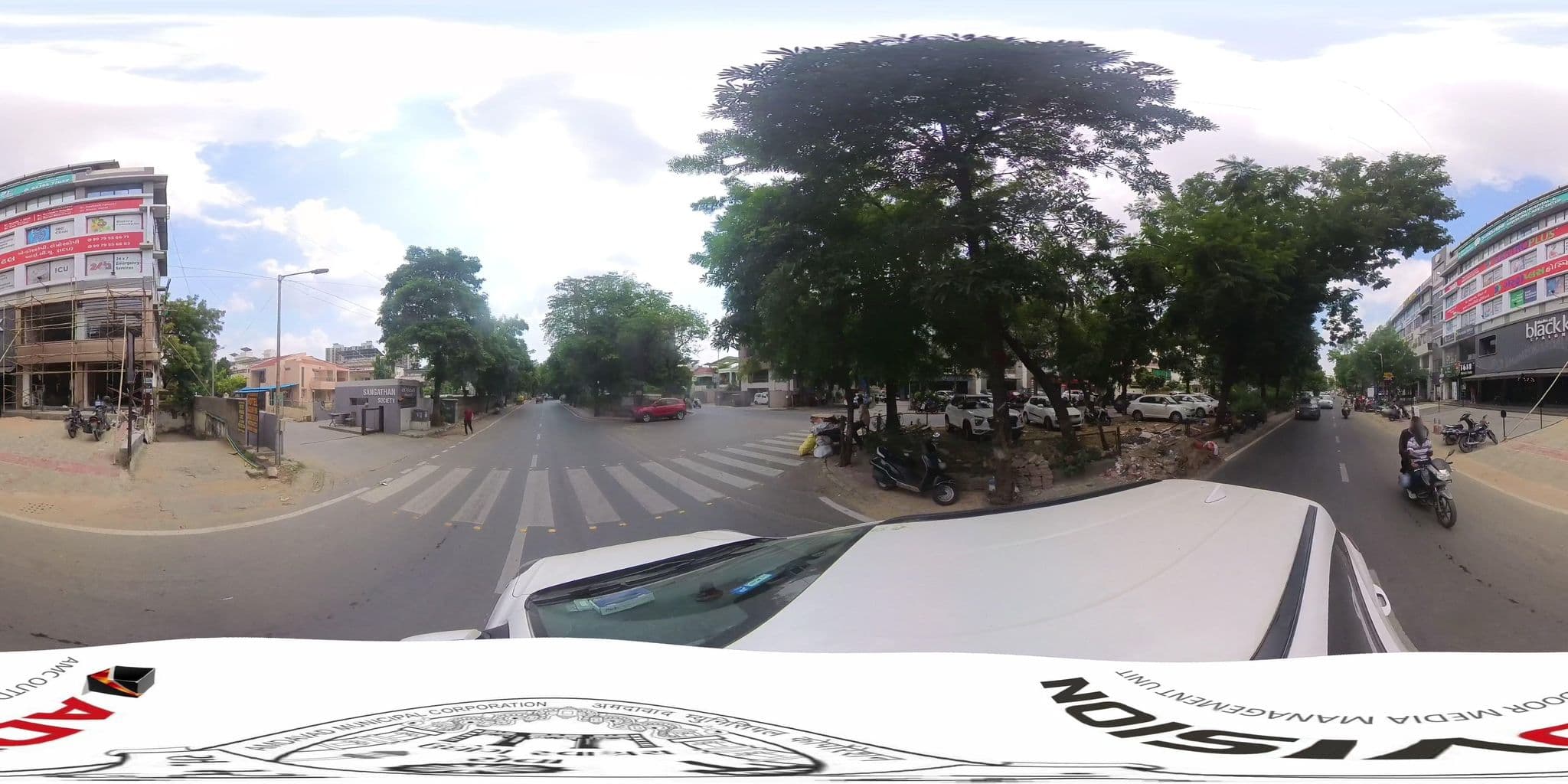 Street view near the park residency, Ahmedabad — © skysign (CC BY-SA · Mapillary)