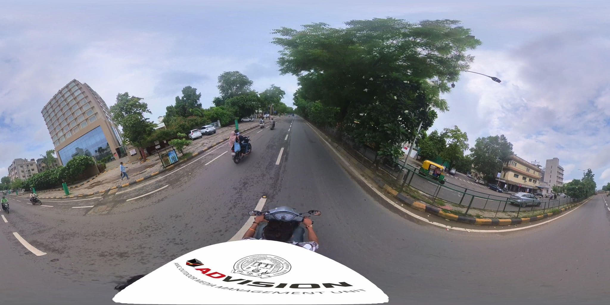 Street view near Holiday Inn Express, Ahmedabad — © skysign (CC BY-SA · Mapillary)