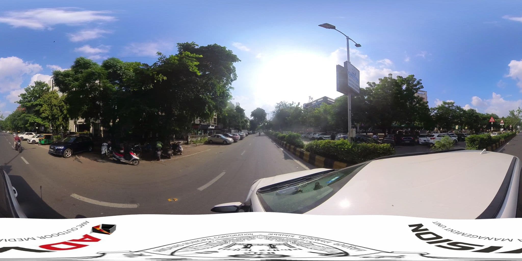 Street view near El Dorado, Ahmedabad — © skysign (CC BY-SA · Mapillary)