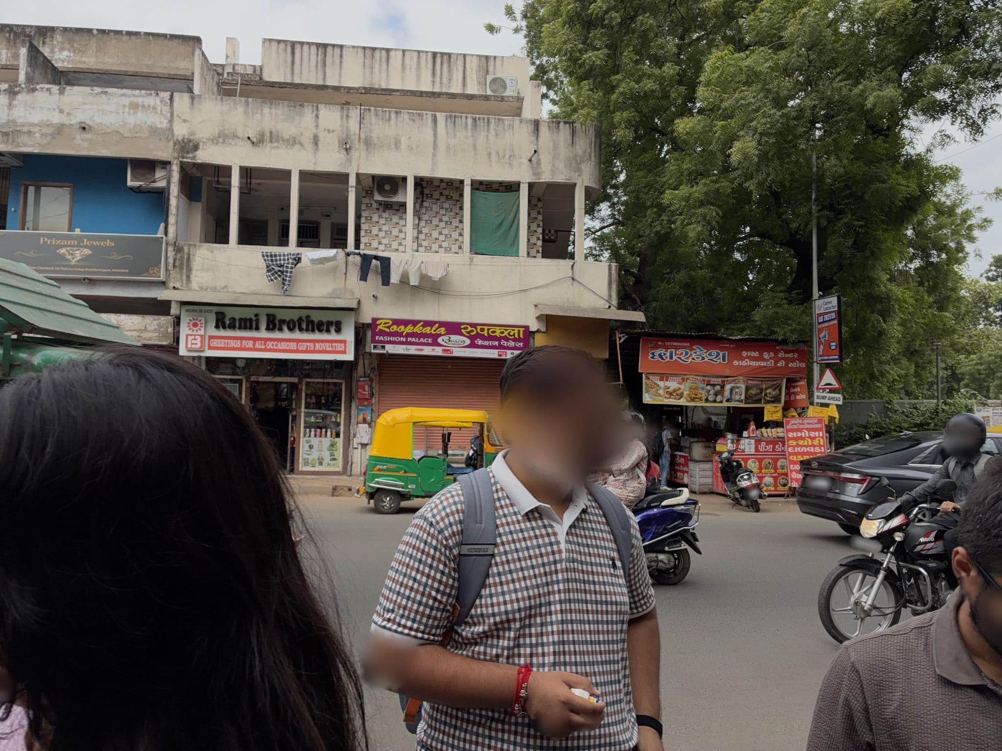 Street view near President Hotel, Ahmedabad — © vritti (CC BY-SA · Mapillary)