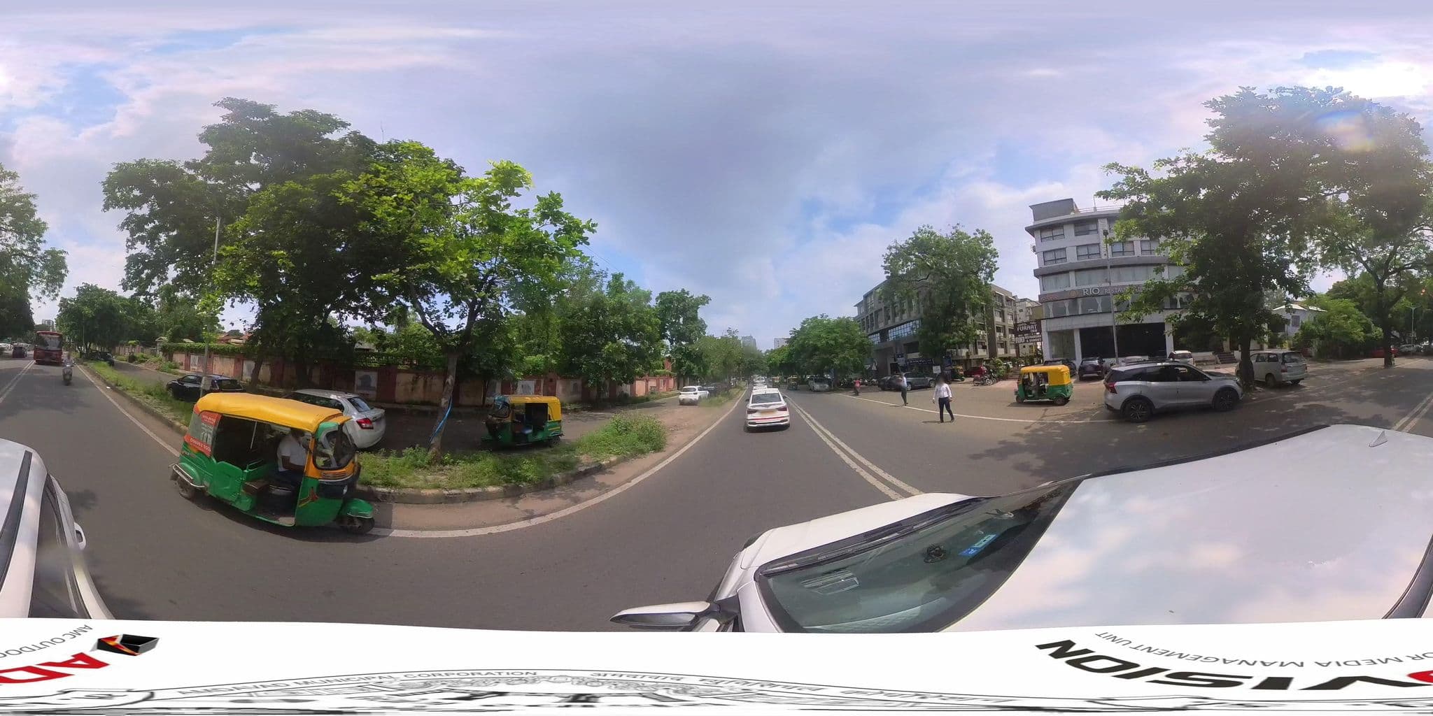 Street view near Hotel Furaat Inn, Ahmedabad — © skysign (CC BY-SA · Mapillary)