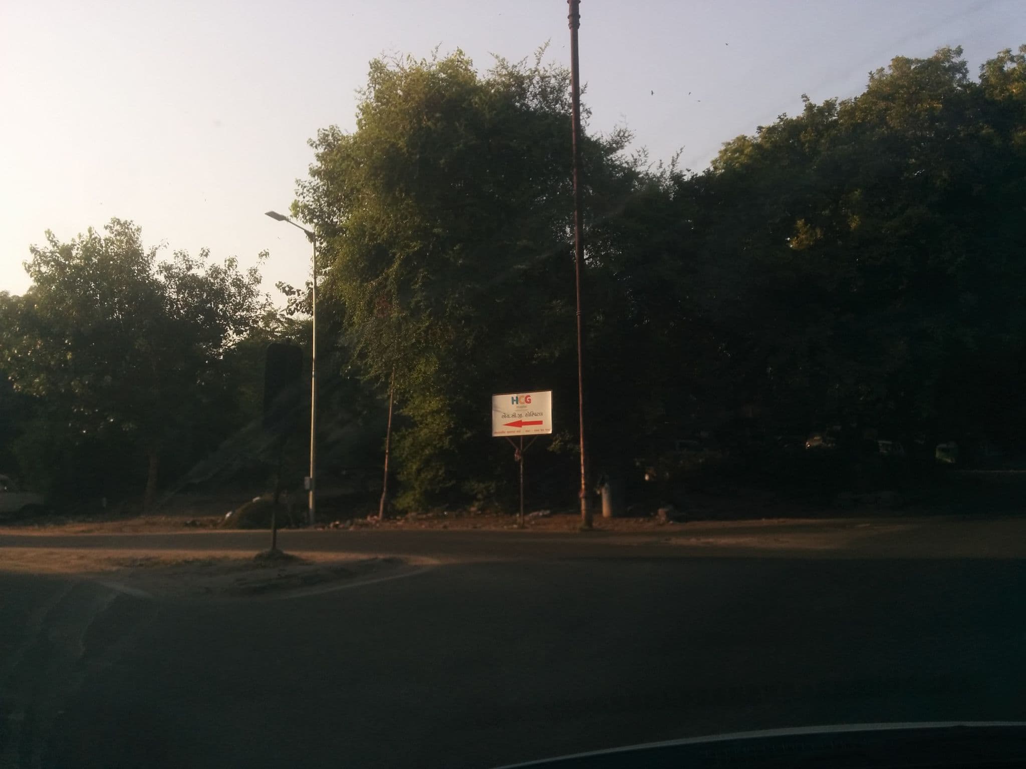 Street view near Atithi the Hotel, Ahmedabad — © shravan91 (CC BY-SA · Mapillary)