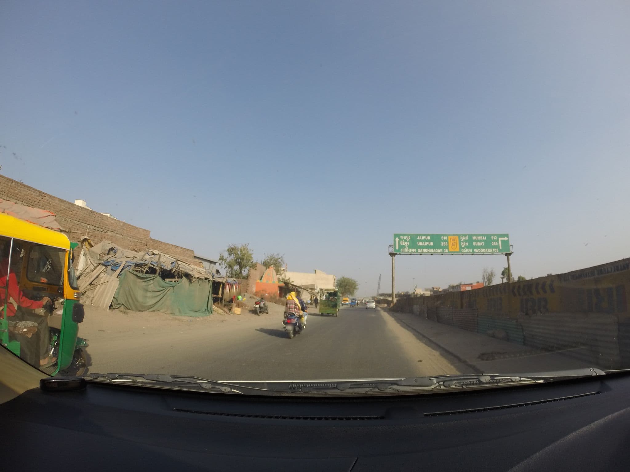 Street view near Sunny Hotel, Ahmedabad — © shravan91 (CC BY-SA · Mapillary)