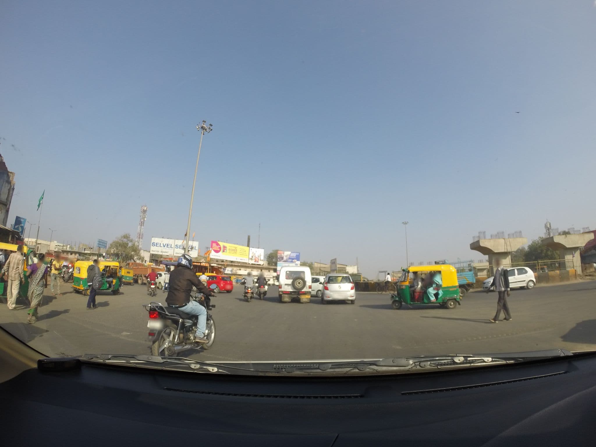 Street view near Winsome Hotel, Ahmedabad — © shravan91 (CC BY-SA · Mapillary)