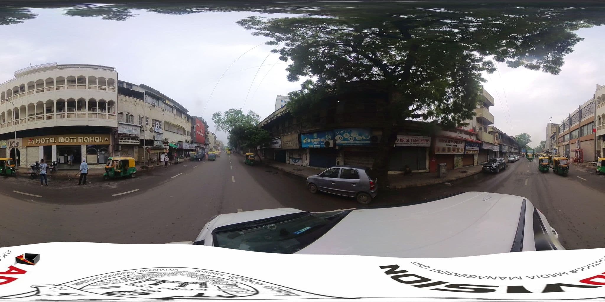 Street view near Hotel Manila, Ahmedabad — © skysign (CC BY-SA · Mapillary)