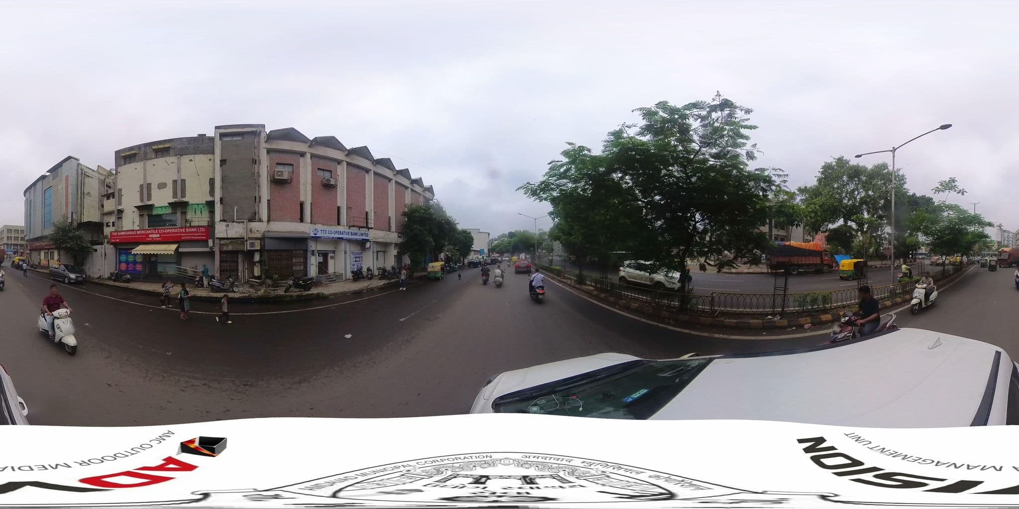 Street view near Hotel Sanmati, Ahmedabad — © skysign (CC BY-SA · Mapillary)