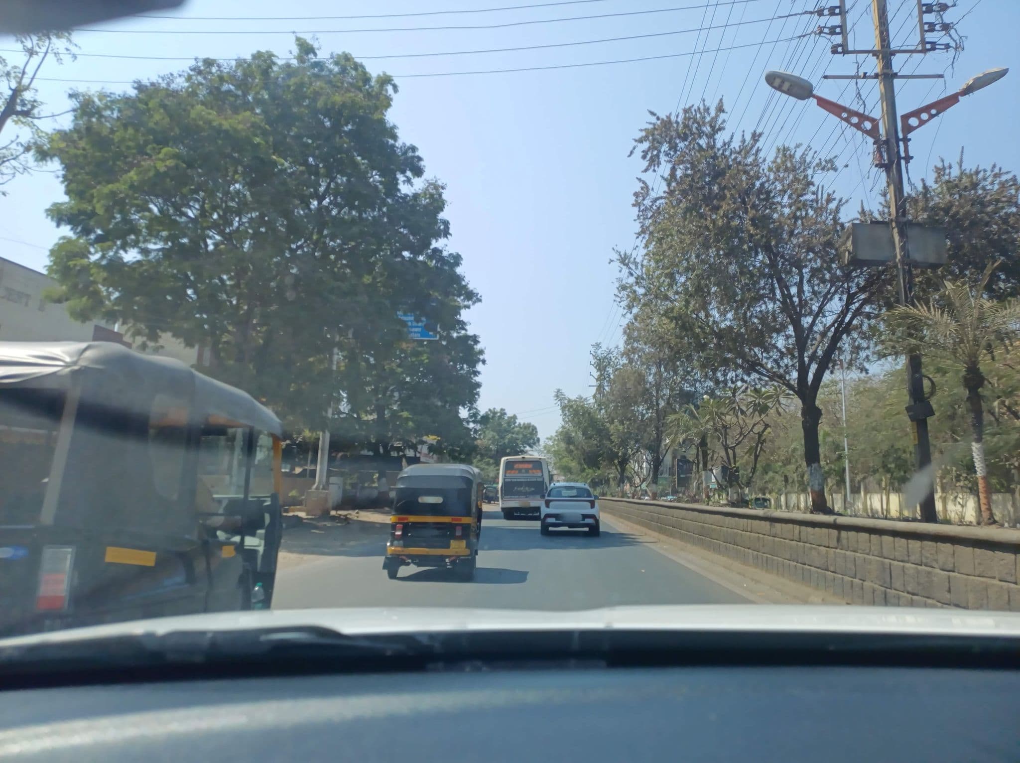 Street view near Pride Biznotel The Aures, Aurangabad — © WankhedeR (CC BY-SA · Mapillary)