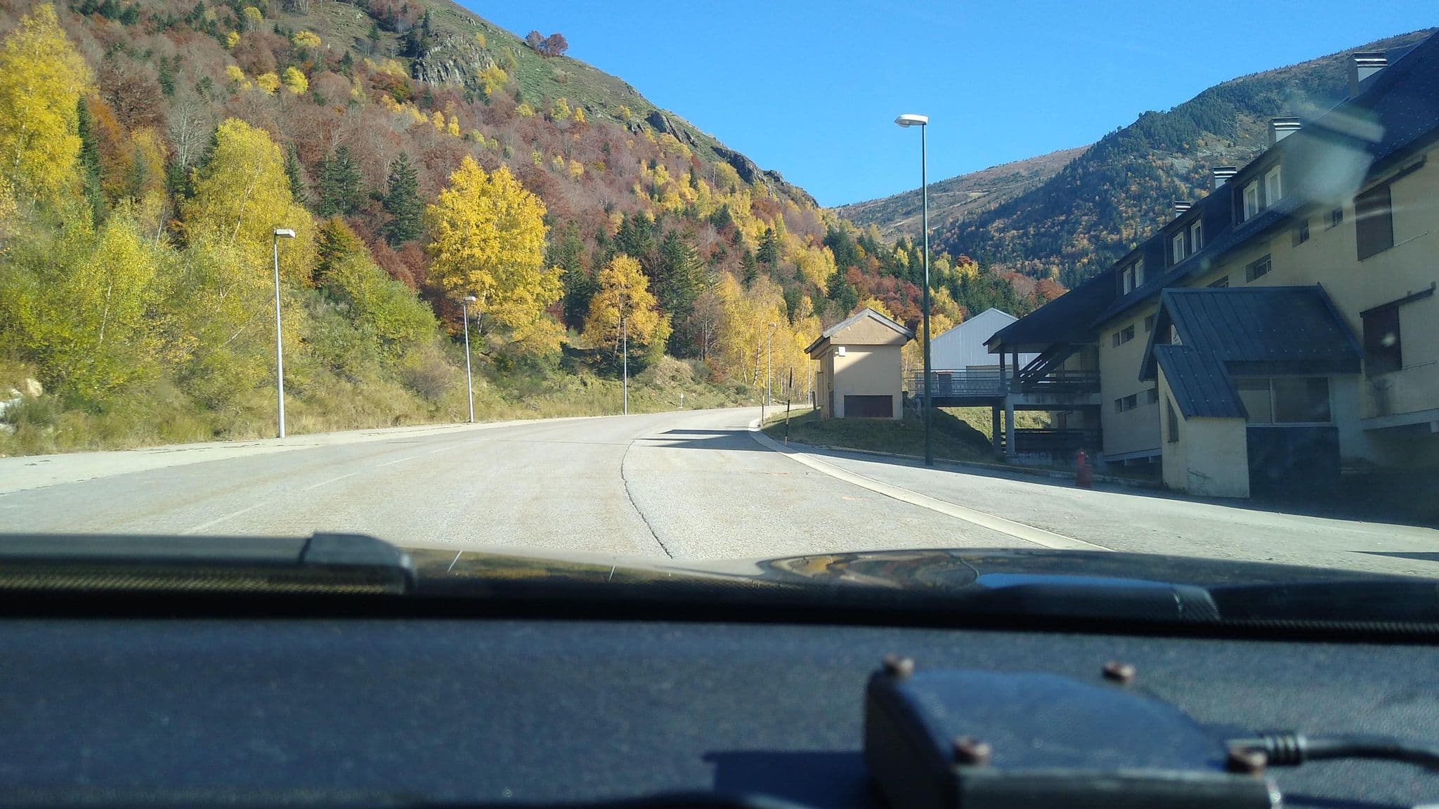 Street view near Centre de Vacance Le Saint-Bernard, Ax-les-Thermes — © rhum (CC BY-SA · Mapillary)