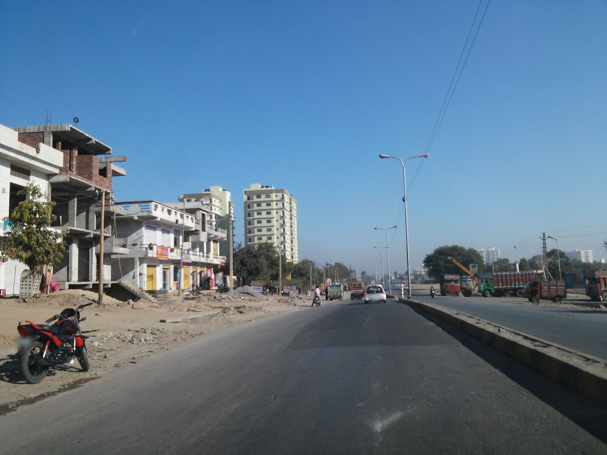 Street view near Hotel Jai Mahal, Udaipur — © shravan91 (CC BY-SA · Mapillary)