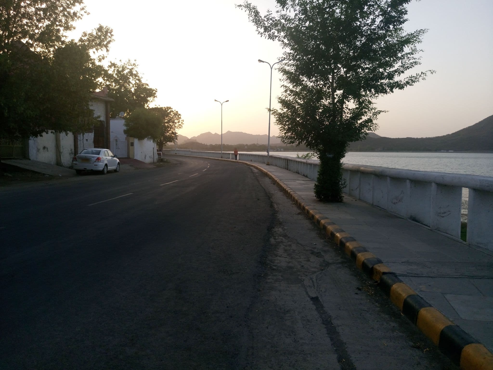 Street view near Hotel Indra Prakash, Udaipur — © sanjeevkumart (CC BY-SA · Mapillary)