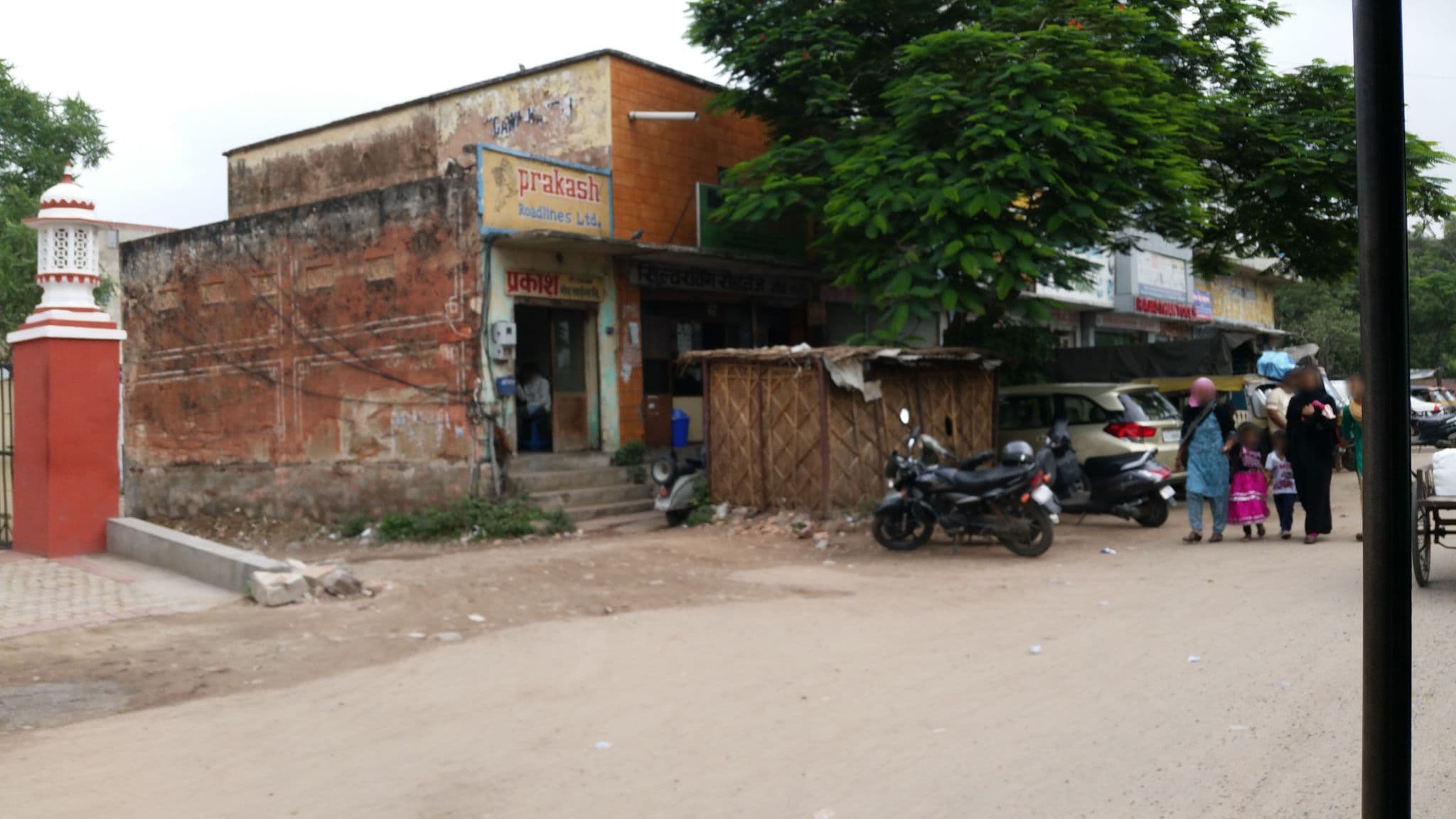 Street view near Hotel Vijay, Jaipur — © shlublu (CC BY-SA · Mapillary)