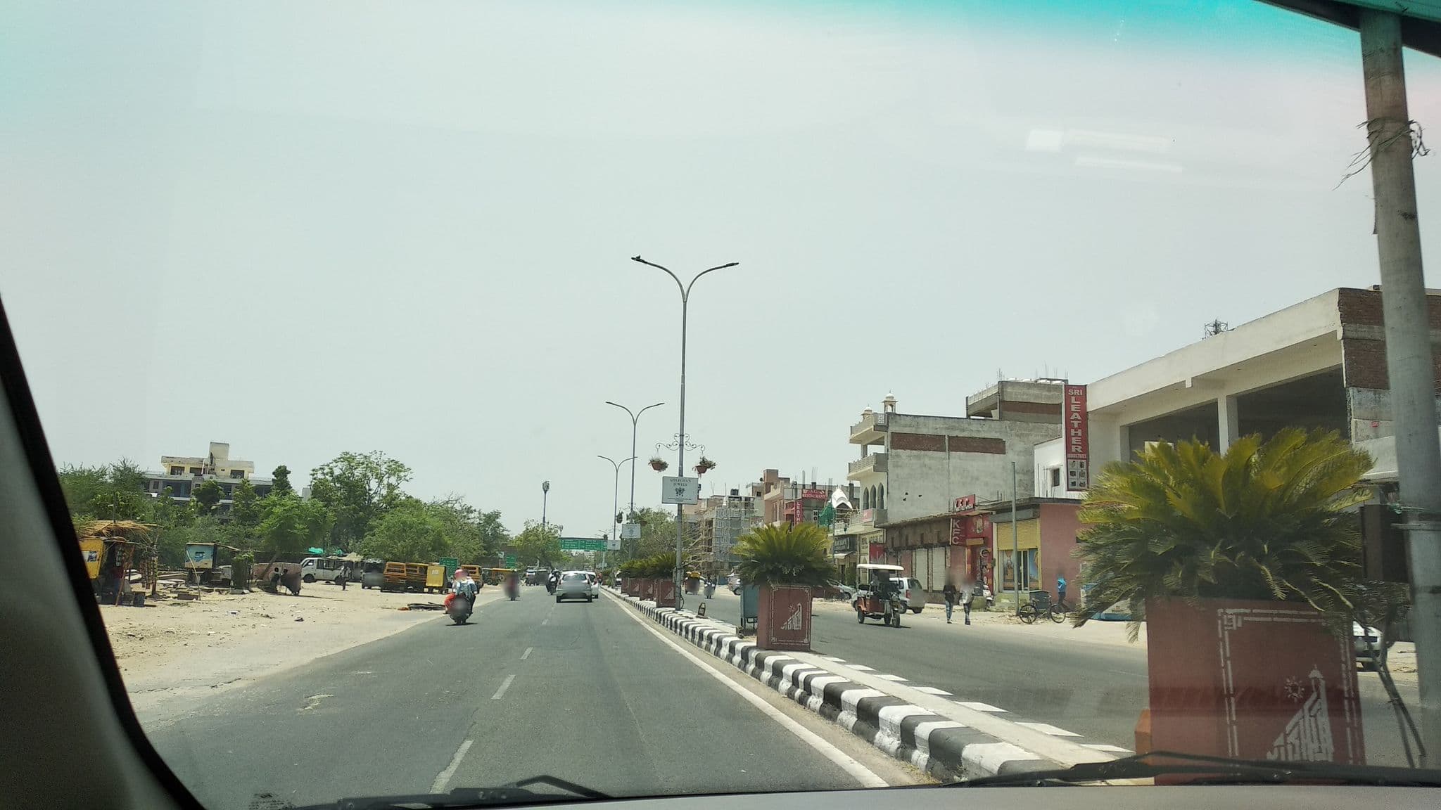 Street view near Vikrant Hotel, Jaipur — © boracasli (CC BY-SA · Mapillary)