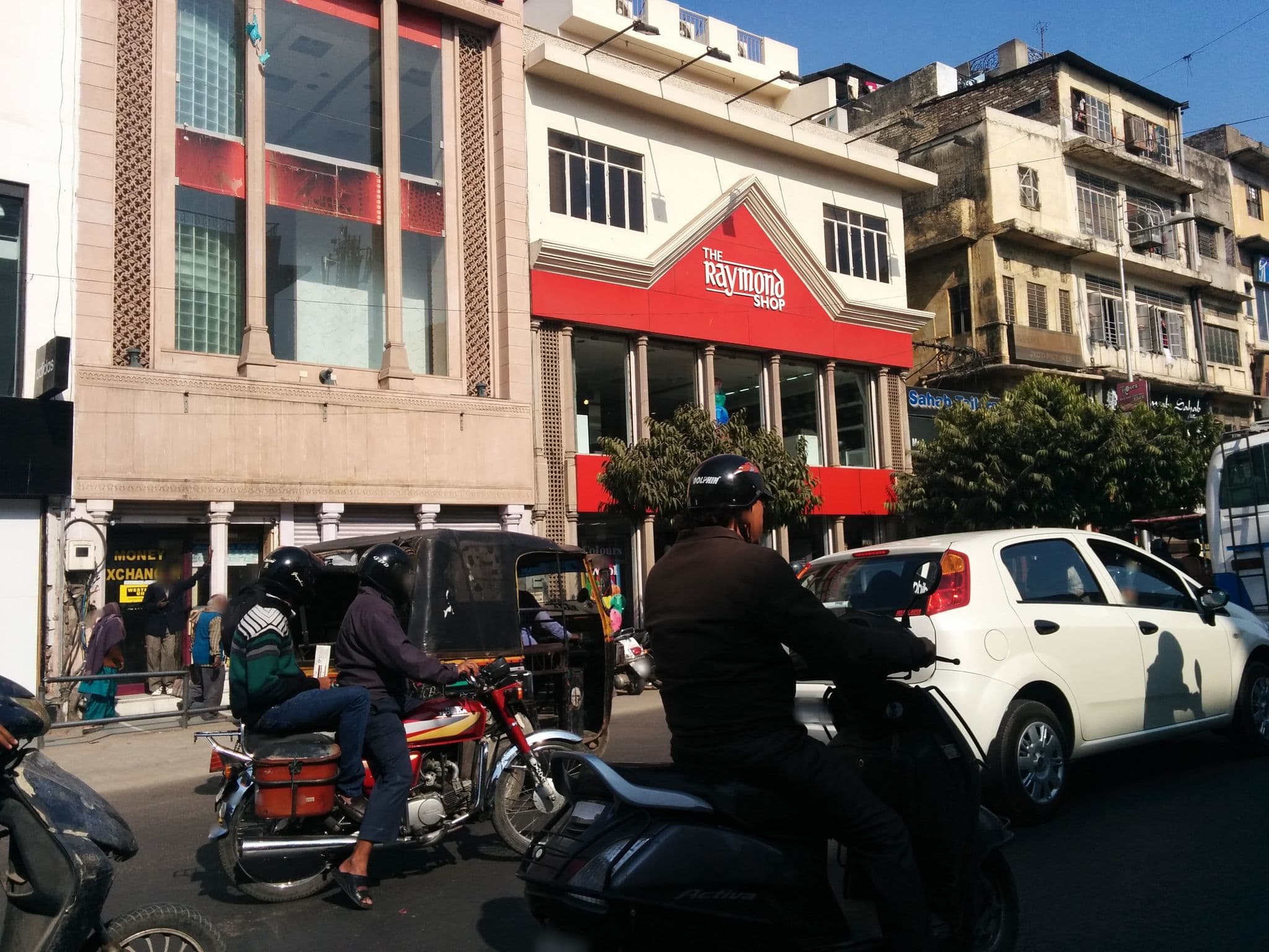 Street view near Hotel York, Jaipur — © sashazykov (CC BY-SA · Mapillary)