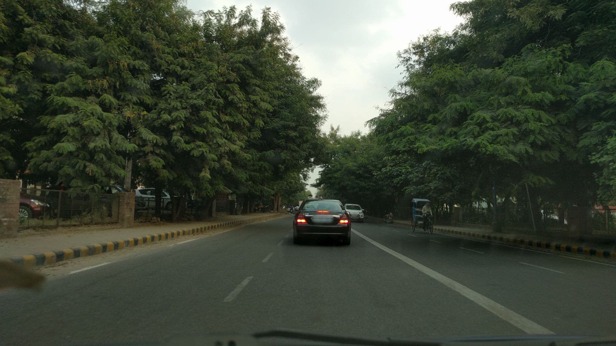 Street view near Hotel Pacific Inn Huda City Centre, Gurugram — © betelguese (CC BY-SA · Mapillary)