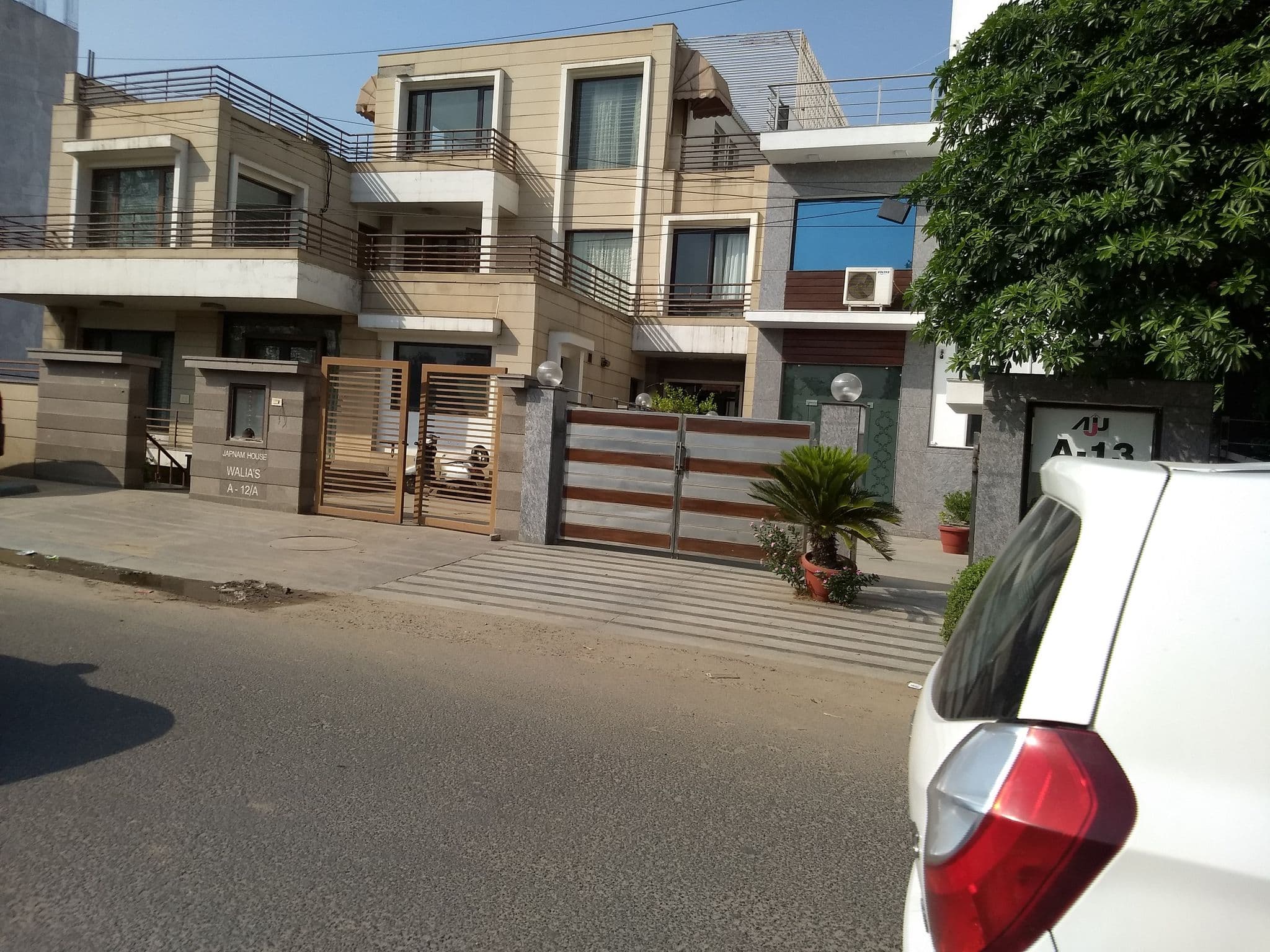 Street view near Blue Moon, Gurugram — © sanjuyadav (CC BY-SA · Mapillary)