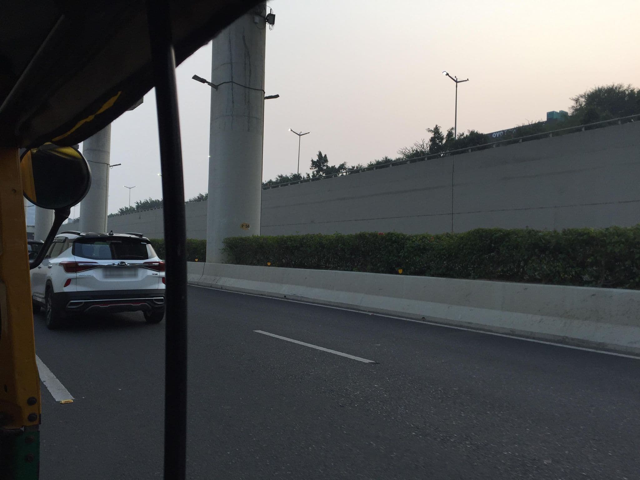 Street view near King Castle Hotel, Aya Nagar — © mapworm88 (CC BY-SA · Mapillary)