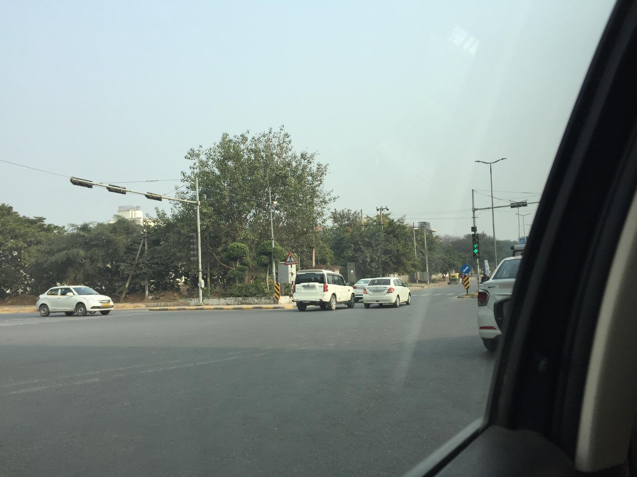 Street view near Liveinn Style, Aya Nagar — © mapworm88 (CC BY-SA · Mapillary)