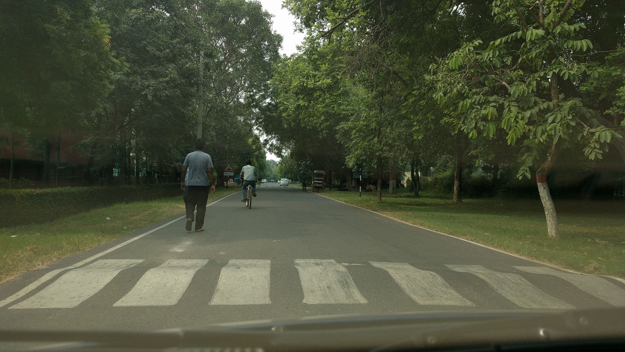 Street view near Ganga International House, Karol Bāgh — © betelguese (CC BY-SA · Mapillary)