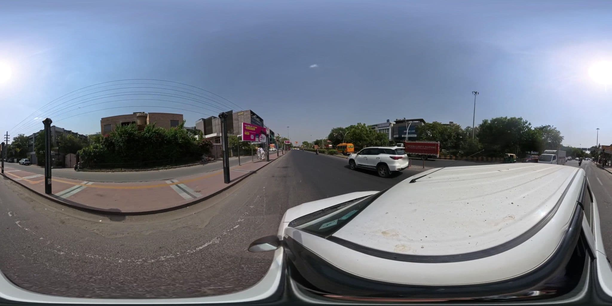 Street view near Hari"s Court, Kotla Mahigiran — © skysign (CC BY-SA · Mapillary)