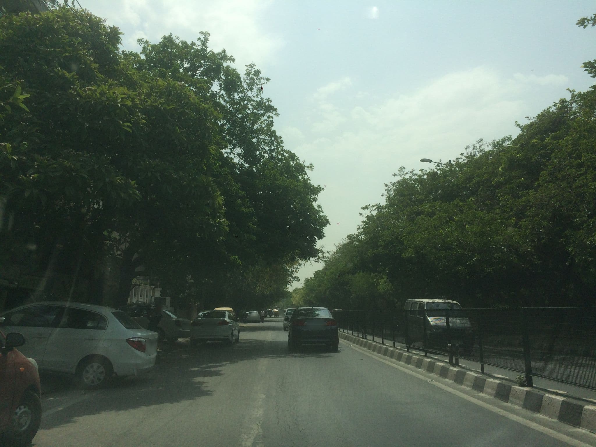 Street view near OYO Premium Siri Fort Auditorium, Saiyad-ul-ajaib — © kushal (CC BY-SA · Mapillary)