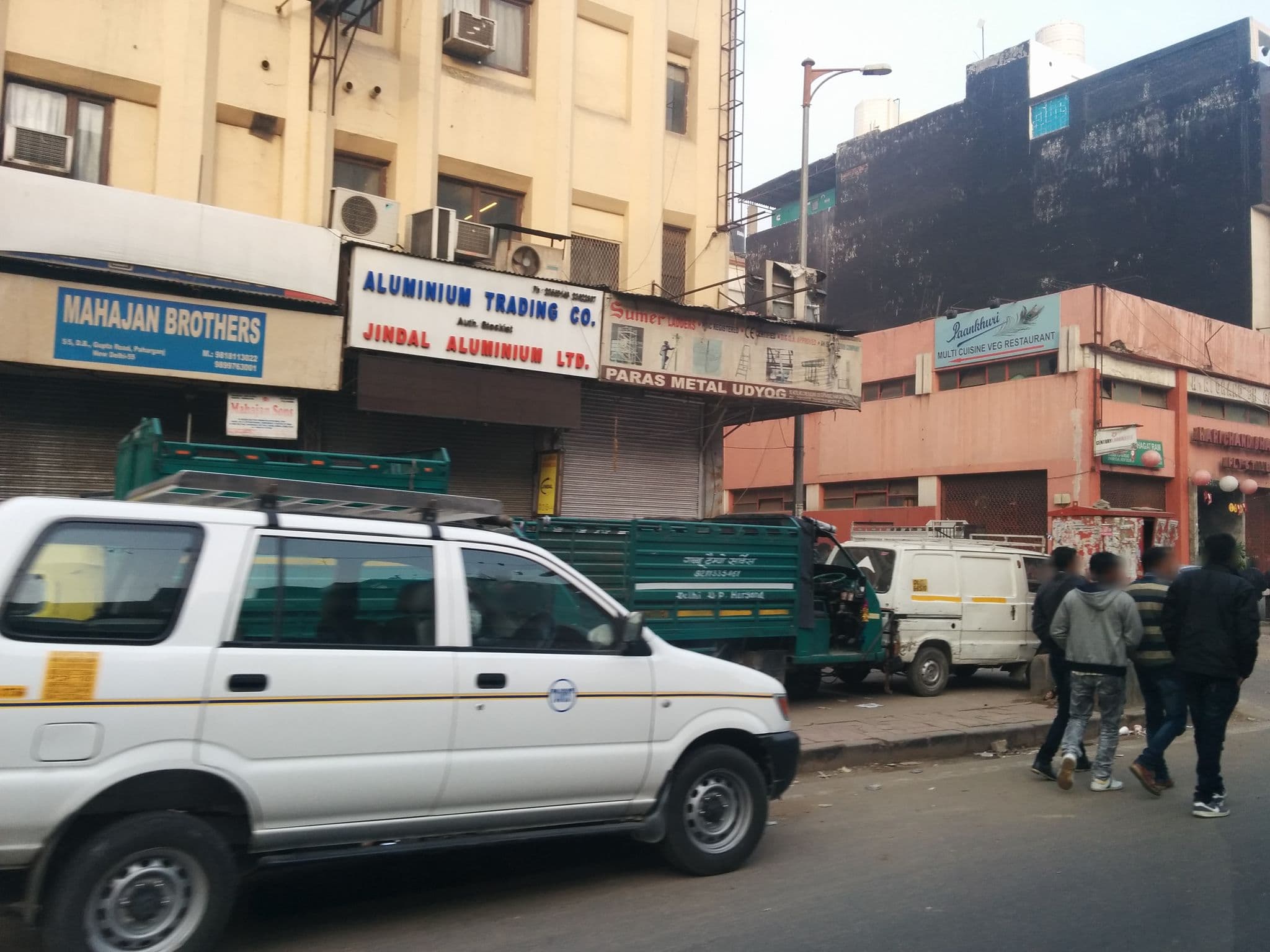 Street view near Hotel Suzi International, Delhi — © sashazykov (CC BY-SA · Mapillary)