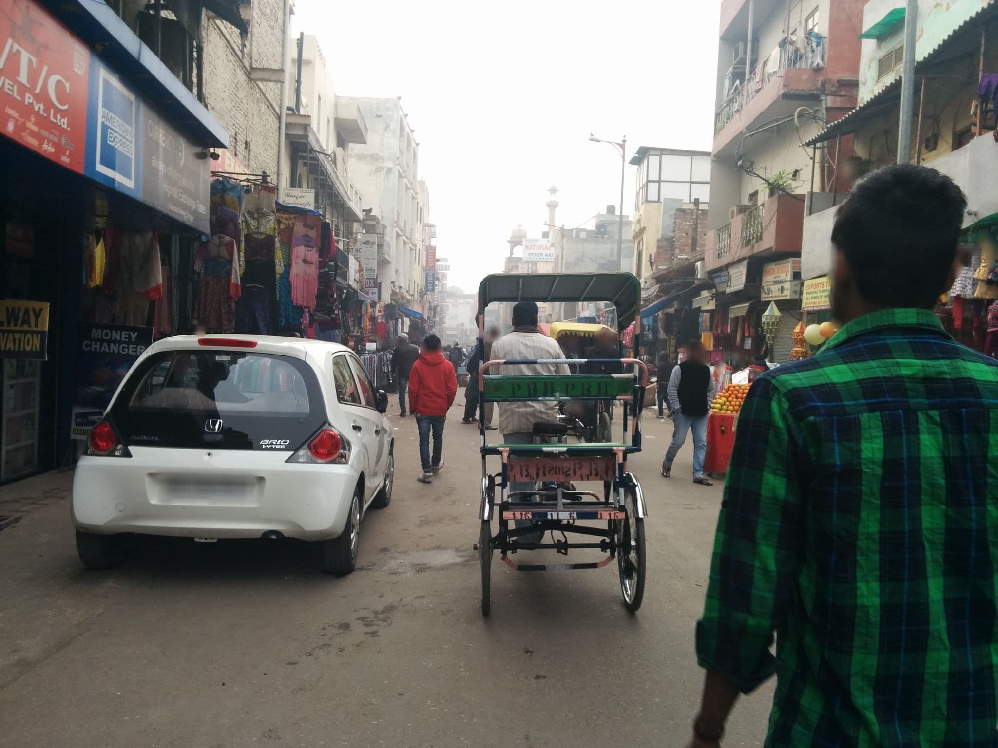 Street view near Brij Palac, Delhi — © sashazykov (CC BY-SA · Mapillary)