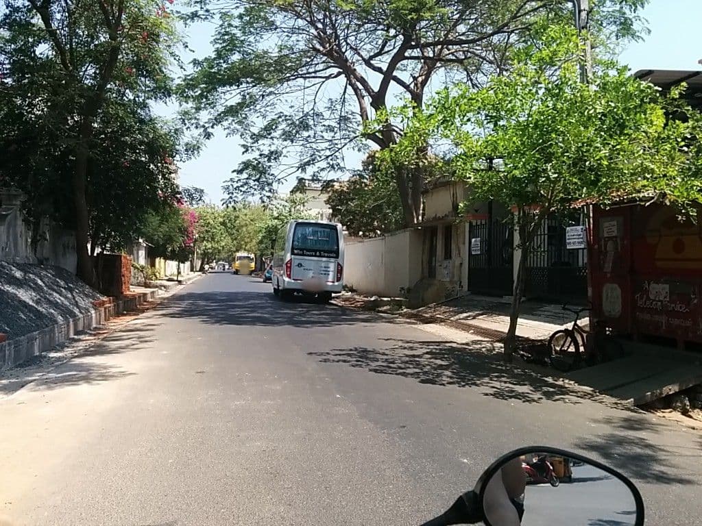 Street view near La Closerie - Bay of Bengal, Puducherry — © sashazykov (CC BY-SA · Mapillary)