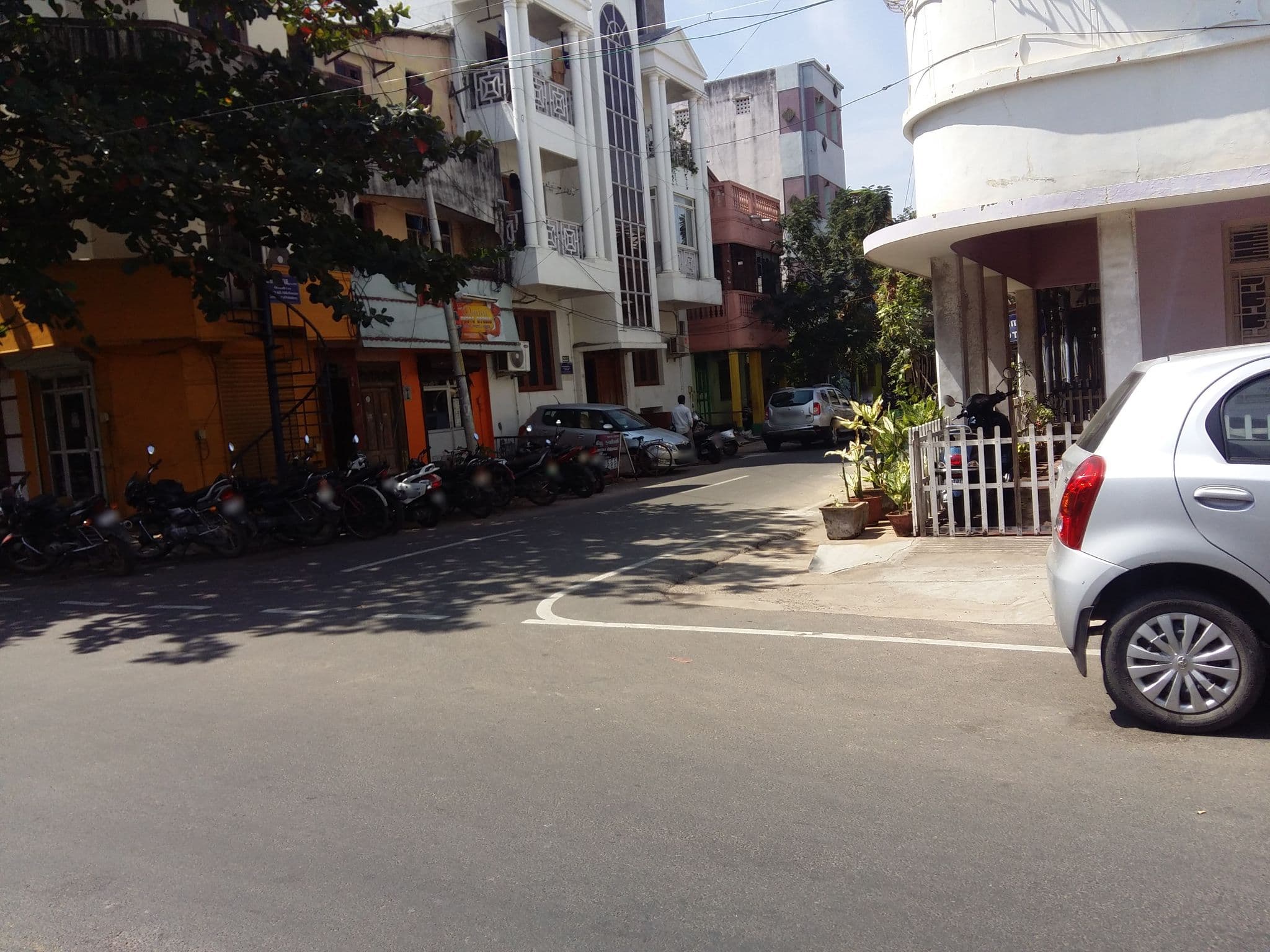 Street view near Maison Perumal, Puducherry — © siva13 (CC BY-SA · Mapillary)