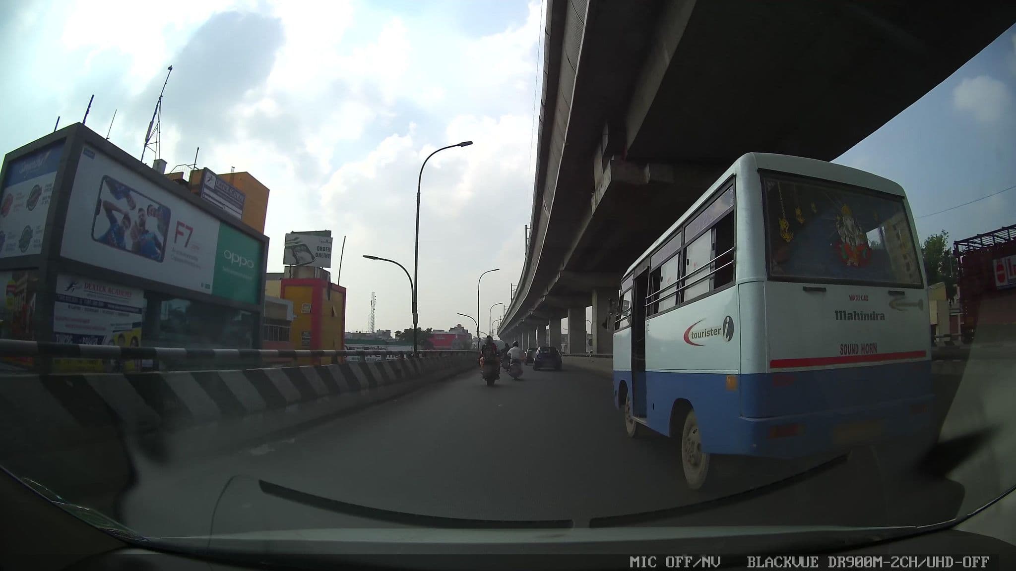 Street view near Cinestar hotel, Nerkunram — © muthu (CC BY-SA · Mapillary)