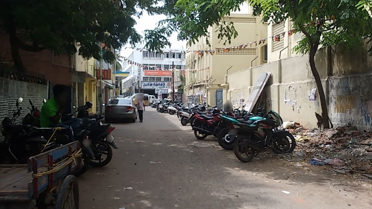 Street view near Arunachala Inn, Nerkunram — © santhosh (CC BY-SA · Mapillary)