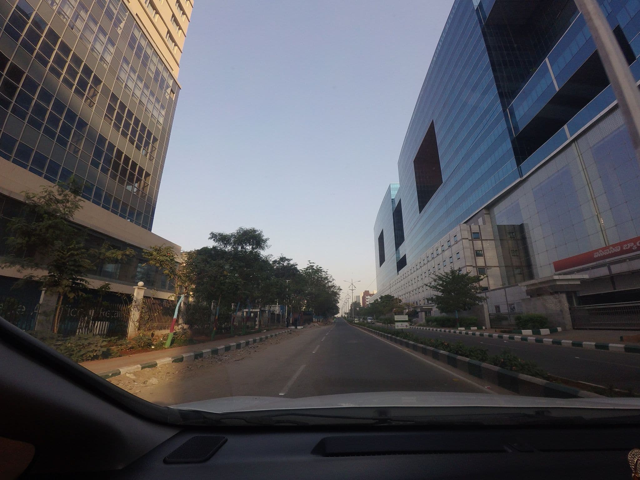 Street view near Sheraton Hyderabad Hotel, Nārsingi — © chethan (CC BY-SA · Mapillary)