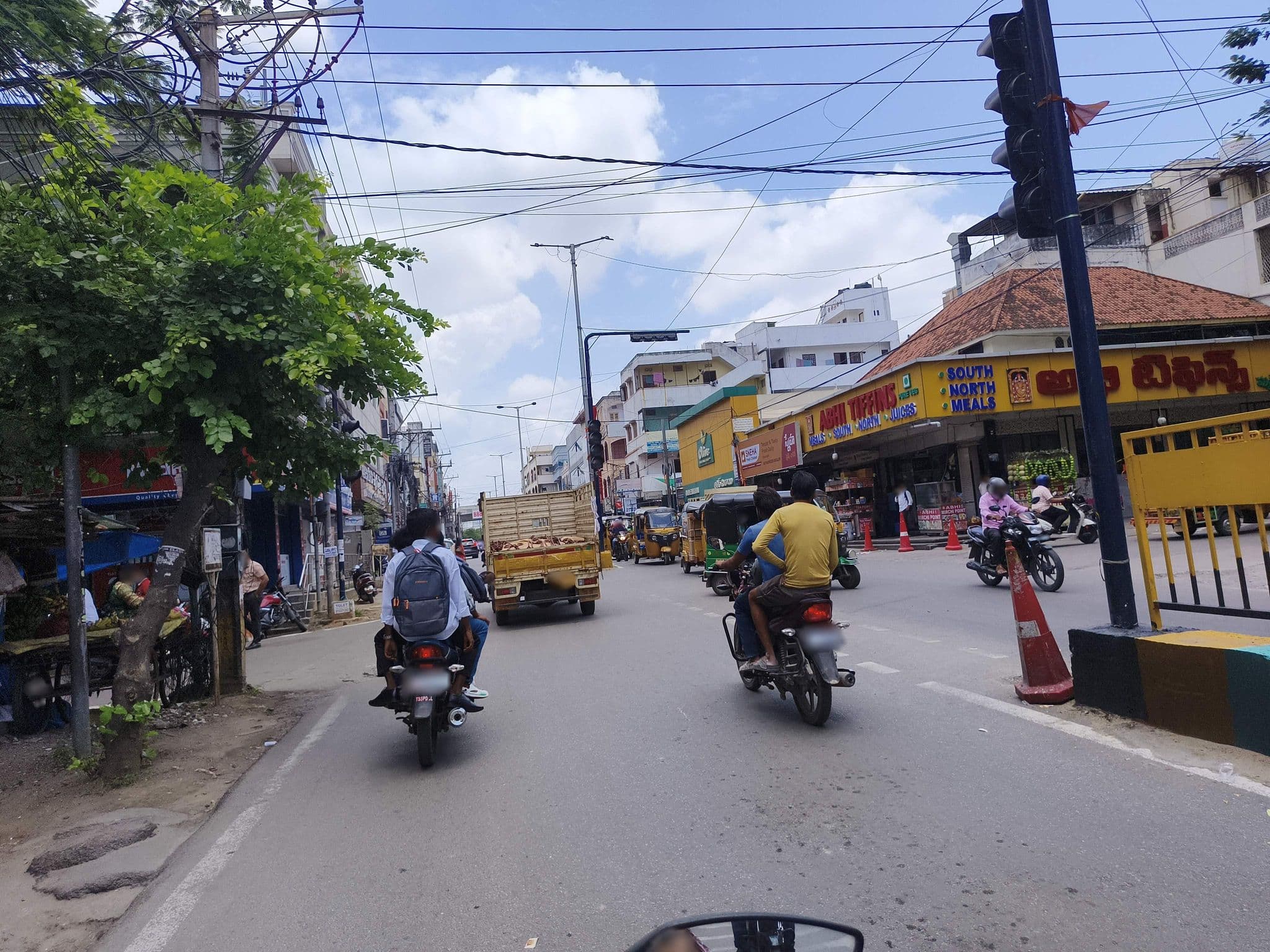 Street view near FabHotel Prime II Shamshabad, Kukatpally — © Anjani123 (CC BY-SA · Mapillary)