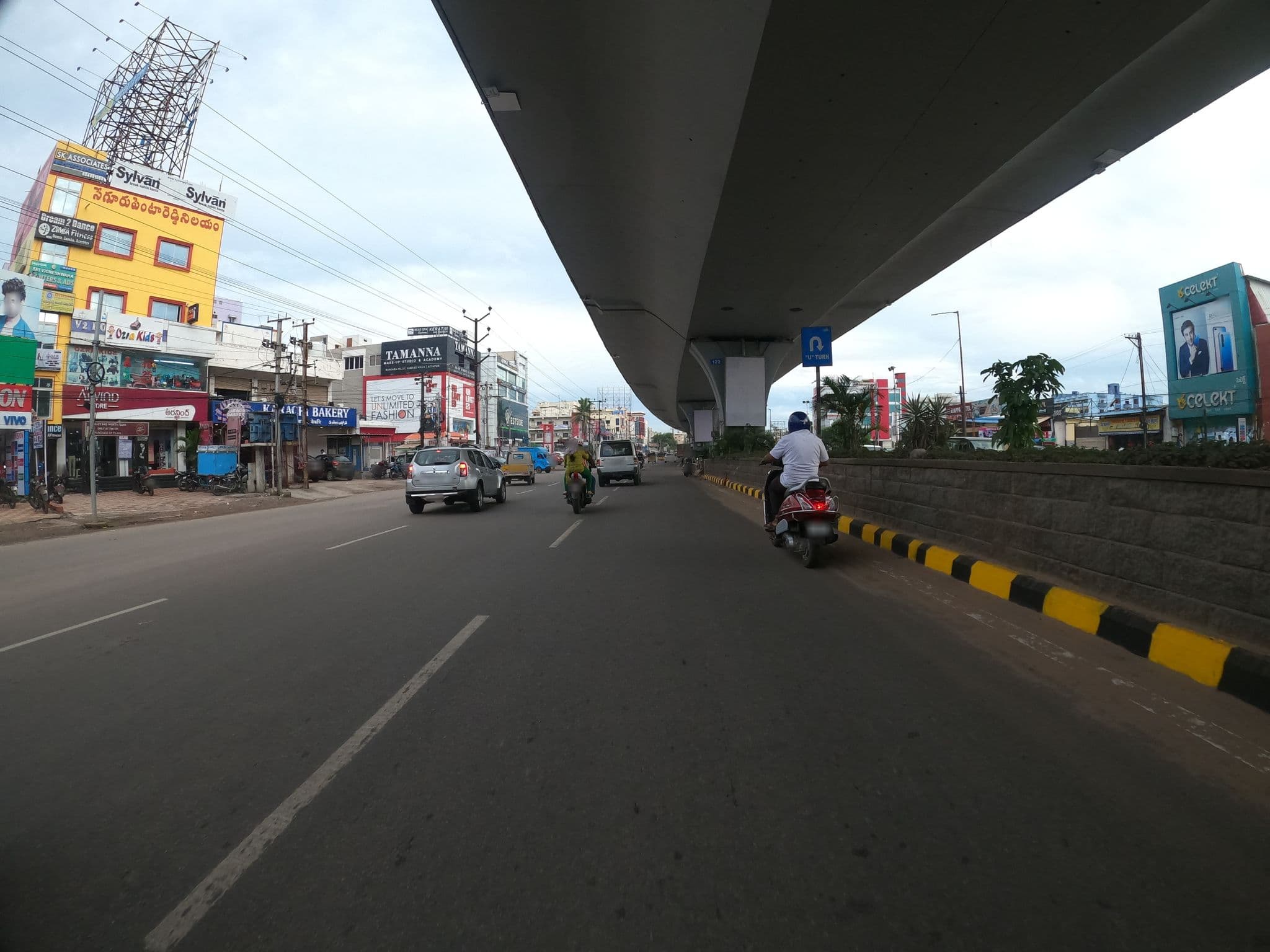 Street view near Quality Inn Residency, Hyderabad — © pra1985 (CC BY-SA · Mapillary)