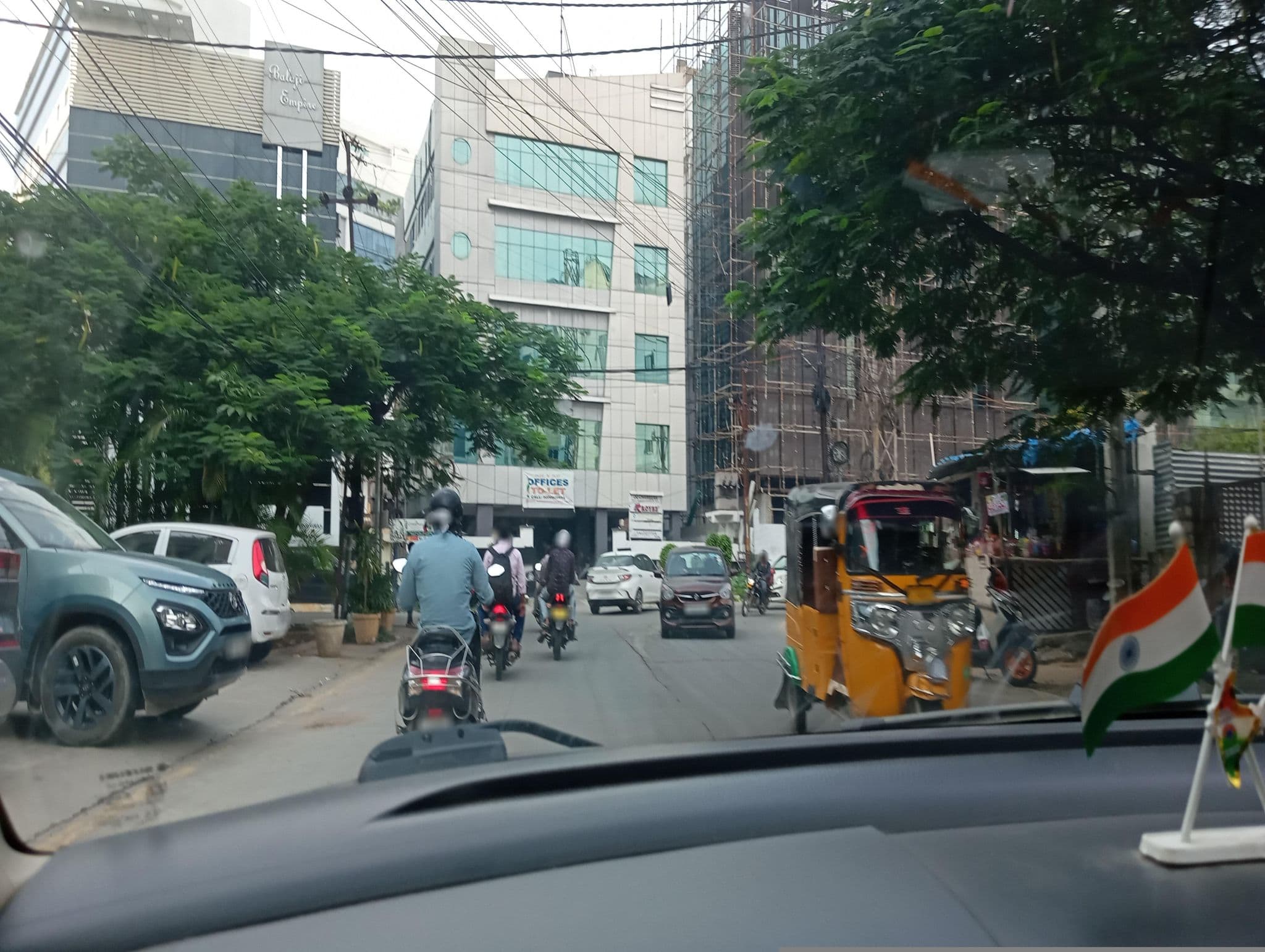 Street view near The Lime Boutique Suites, Kukatpally — © chishma2710 (CC BY-SA · Mapillary)