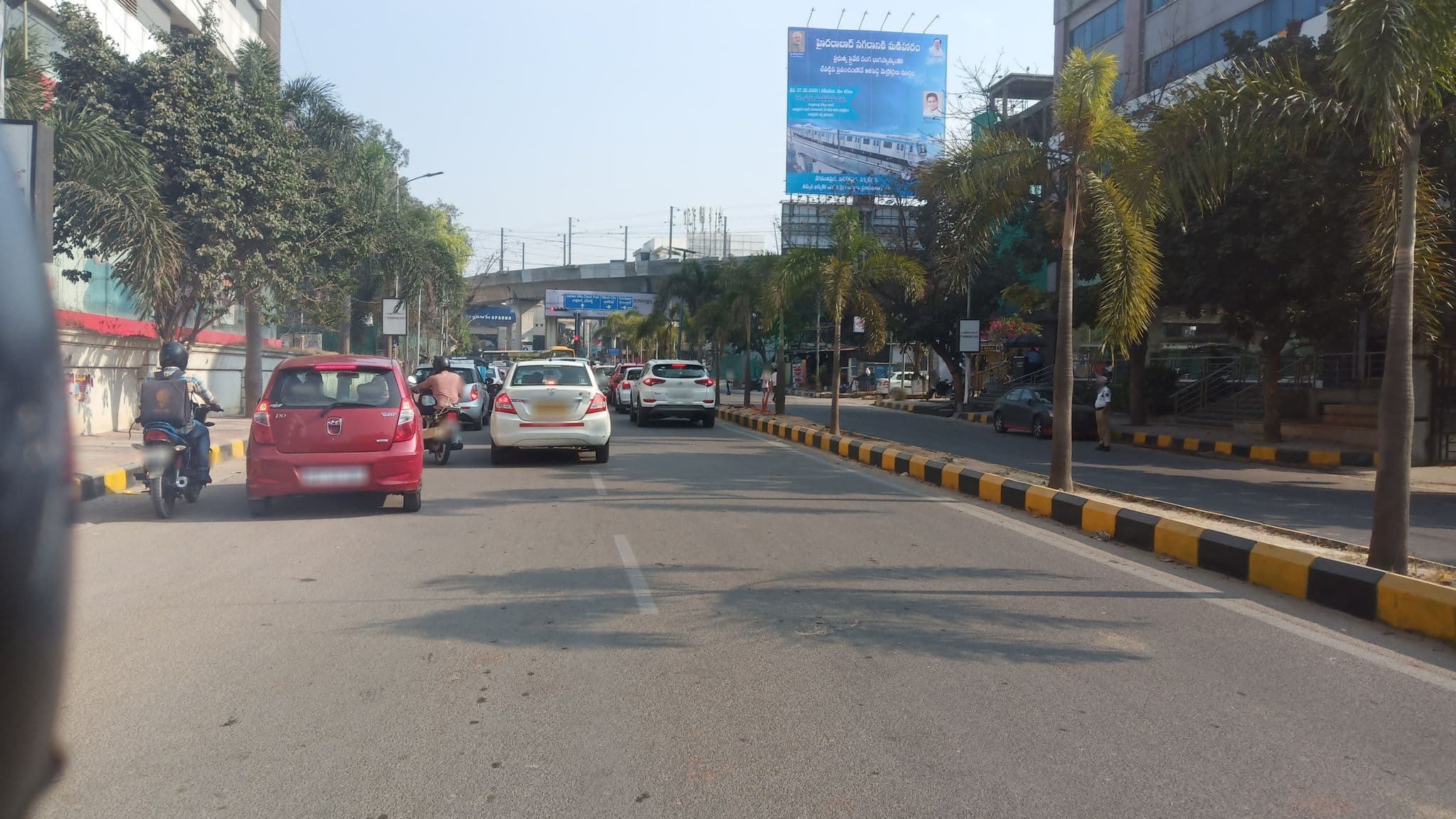 Street view near Best Western Jubilee Ridge, Kukatpally — © abilashnachie (CC BY-SA · Mapillary)