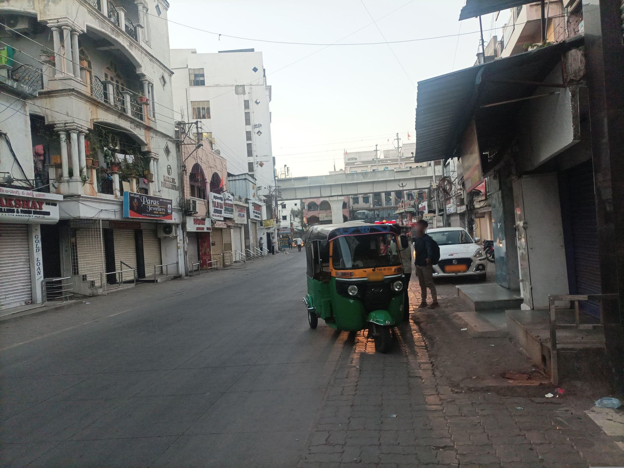 Street view near Aditya Homtel, Rāniganj — © abhishekk962 (CC BY-SA · Mapillary)