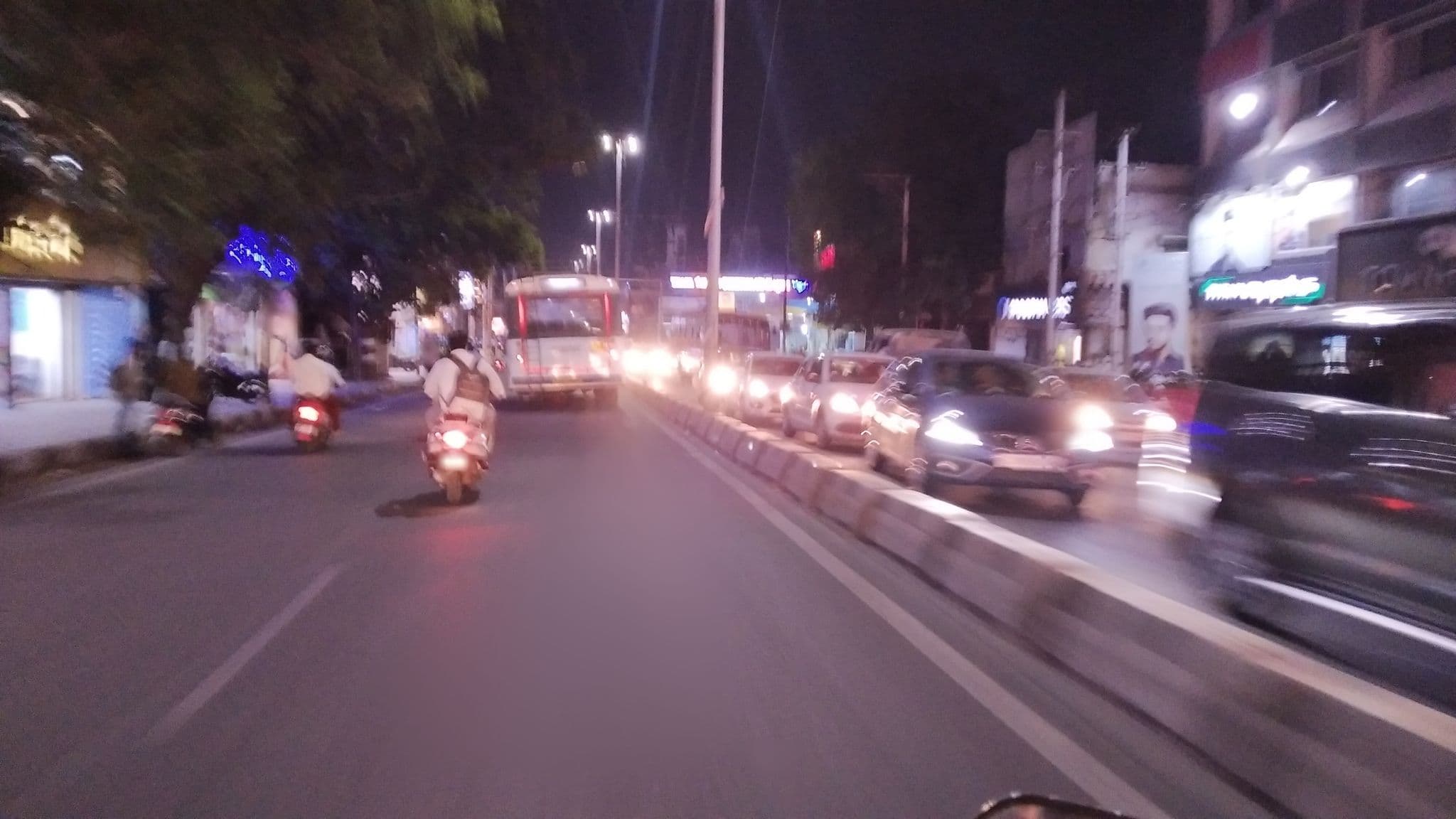 Street view near Hotel Asrani International, Rāniganj — © seema (CC BY-SA · Mapillary)